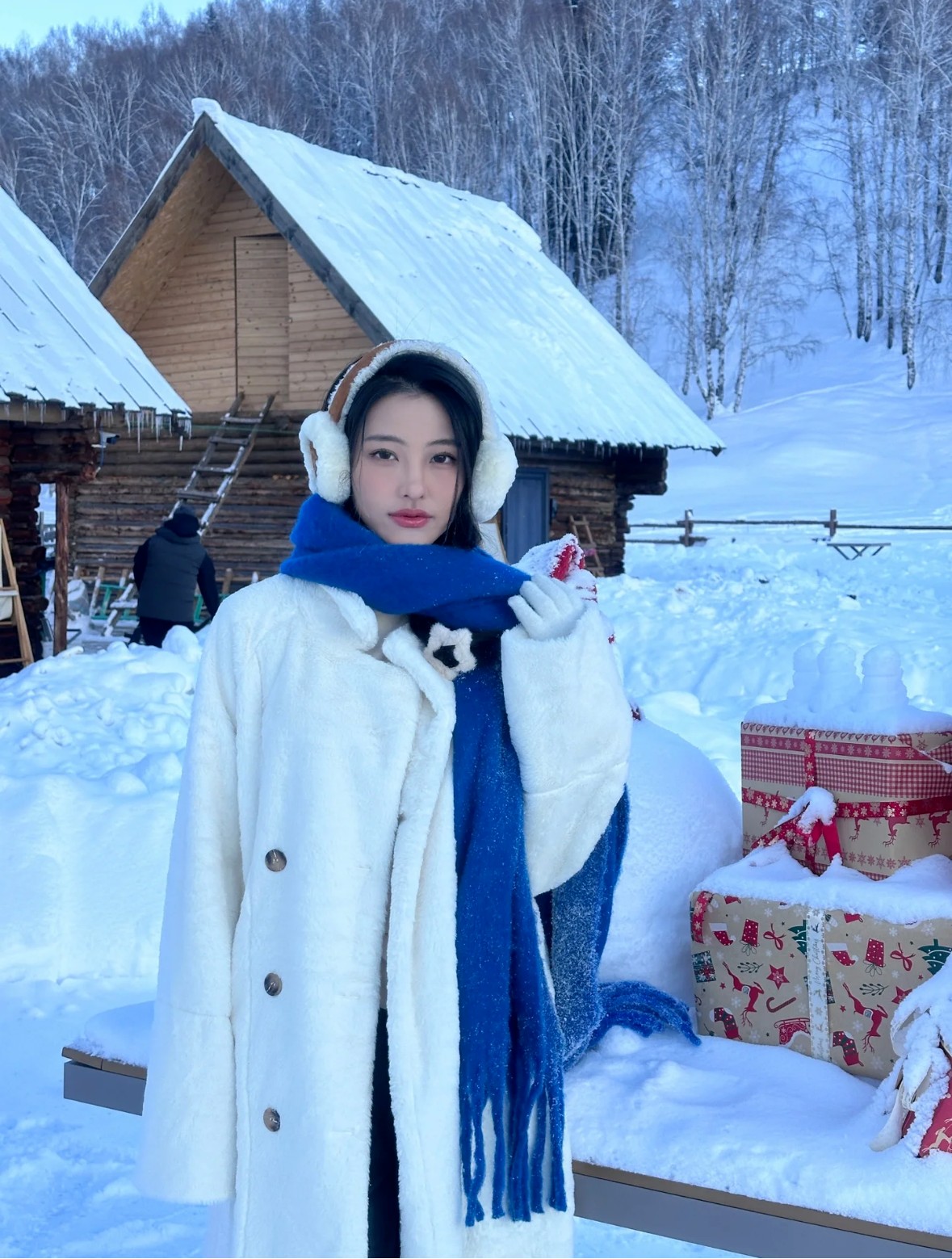 Unprotected ears quickly become numb in winter conditions, leaving them  - Comprehensive 5