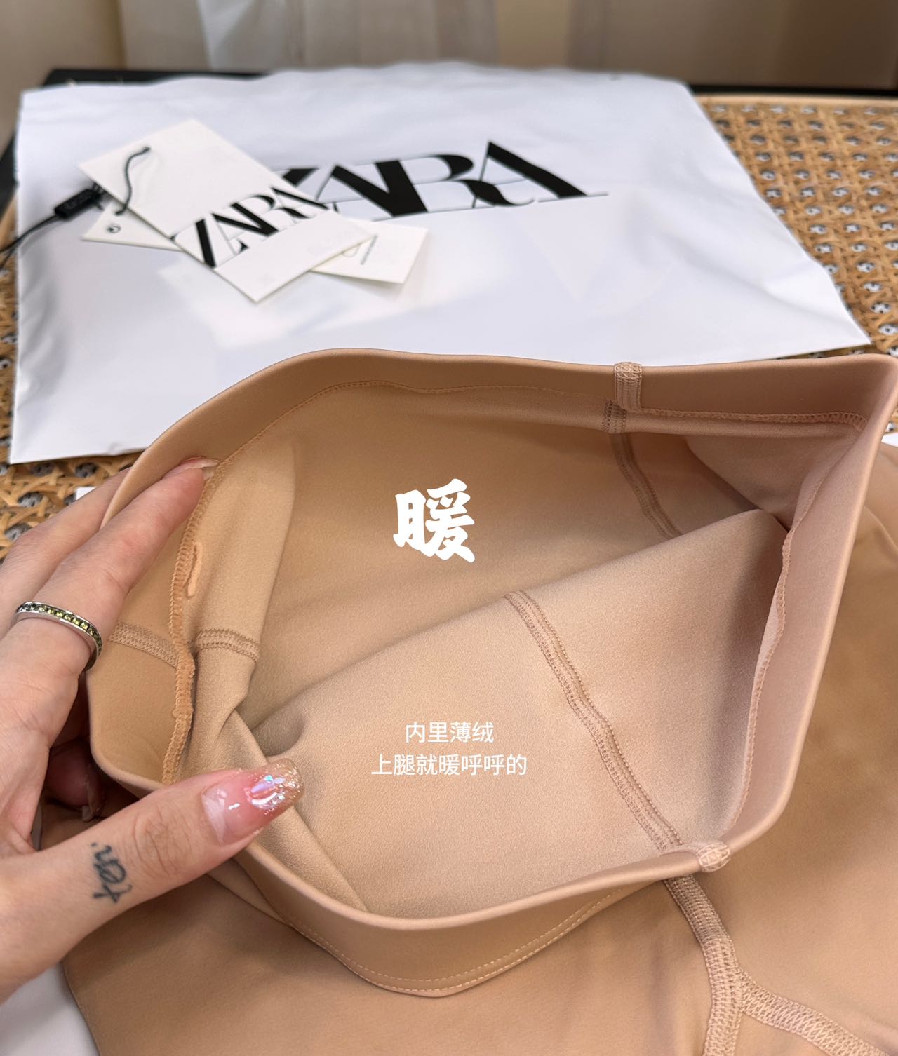 盟可睐 Moncler 高定典藏名品高定成衣时装外套连衣裙衬衫T恤 #EF2F189A 8