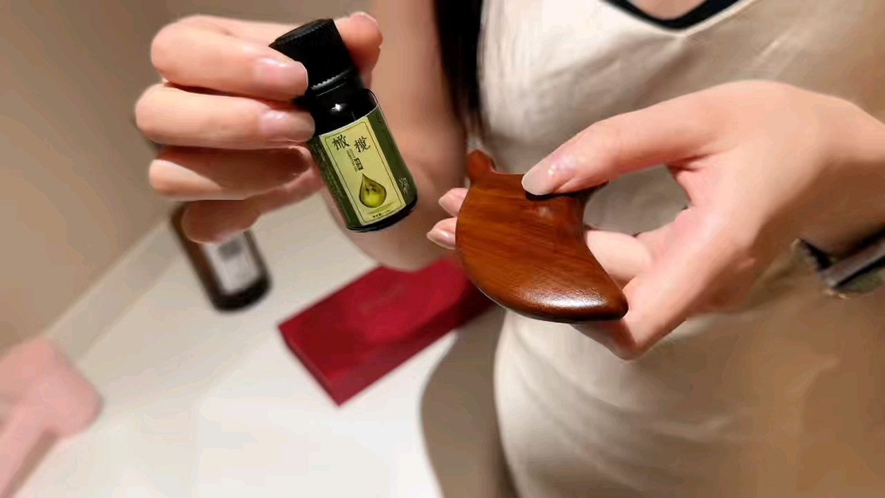 诺悠翩雅 Loro Piana 高定典藏名品高定成衣时装外套连衣裙衬衫T恤 #9822163A