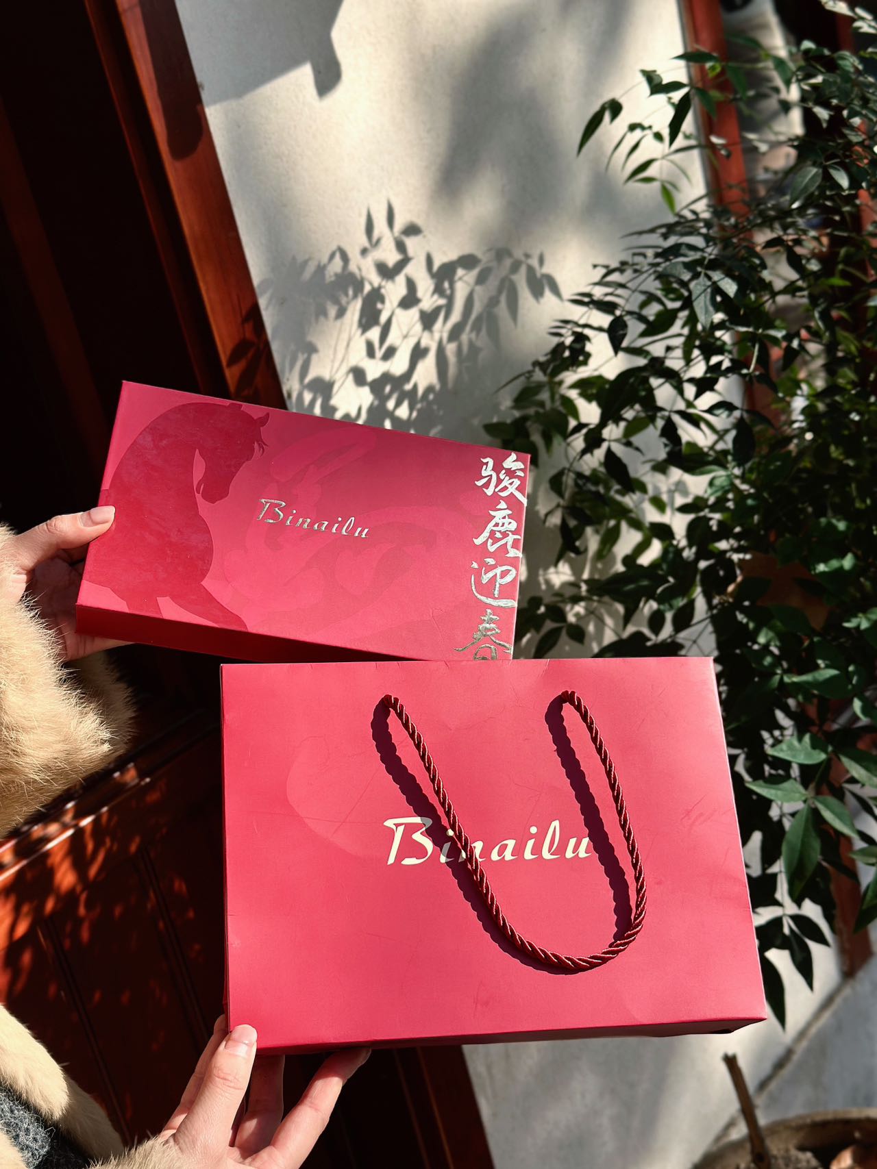 爱马仕 Hermès 高定典藏名品高定成衣时装外套连衣裙衬衫T恤 #CA87C96A 4