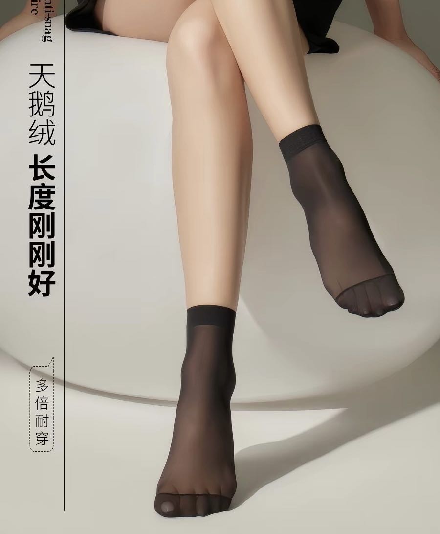 雅克穆斯 Jacquemus 经典高奢皮具手袋托特包斜挎包女包 #0EC83393 4