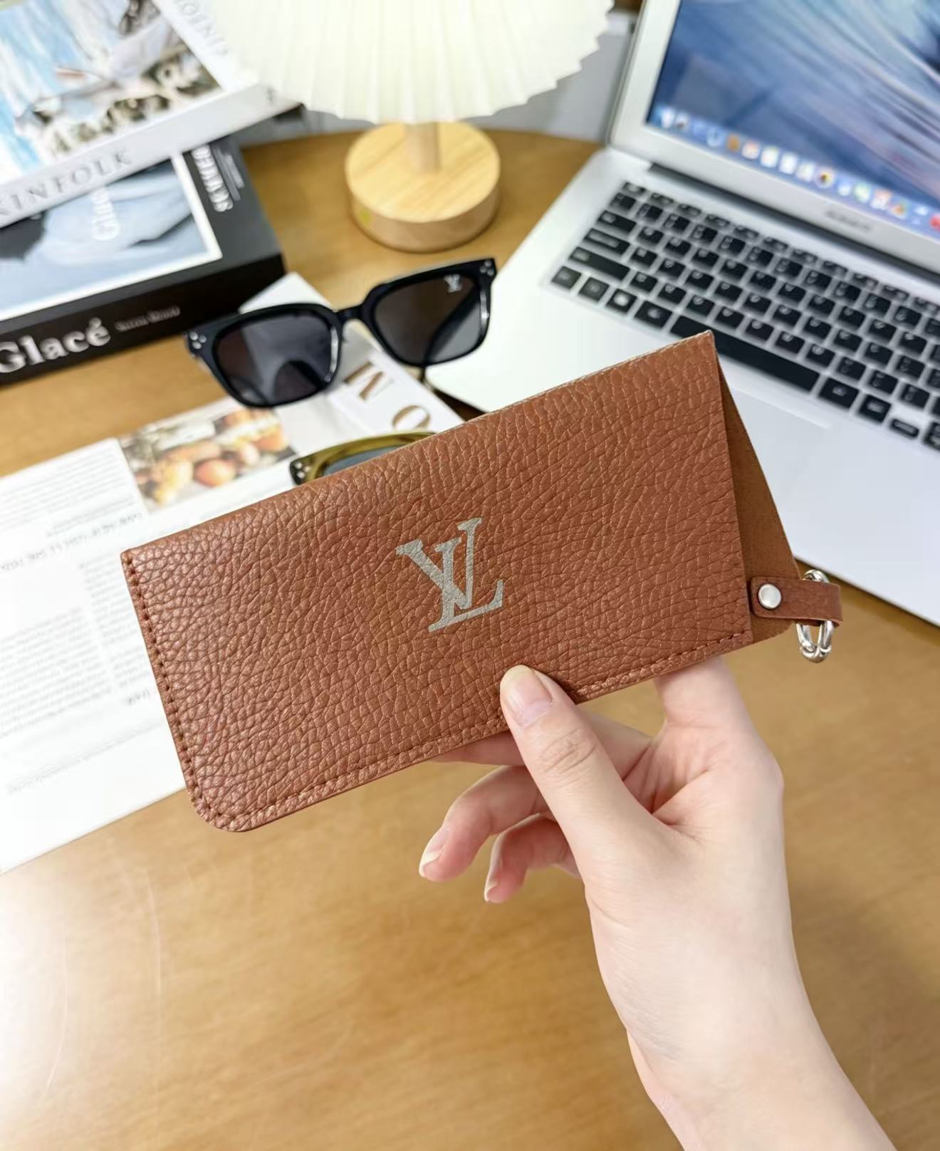 Chanel Luxury Atelier Accessories Collection 3