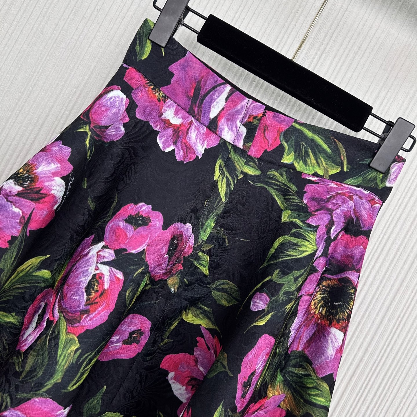 i1742353984795 4150 0 6