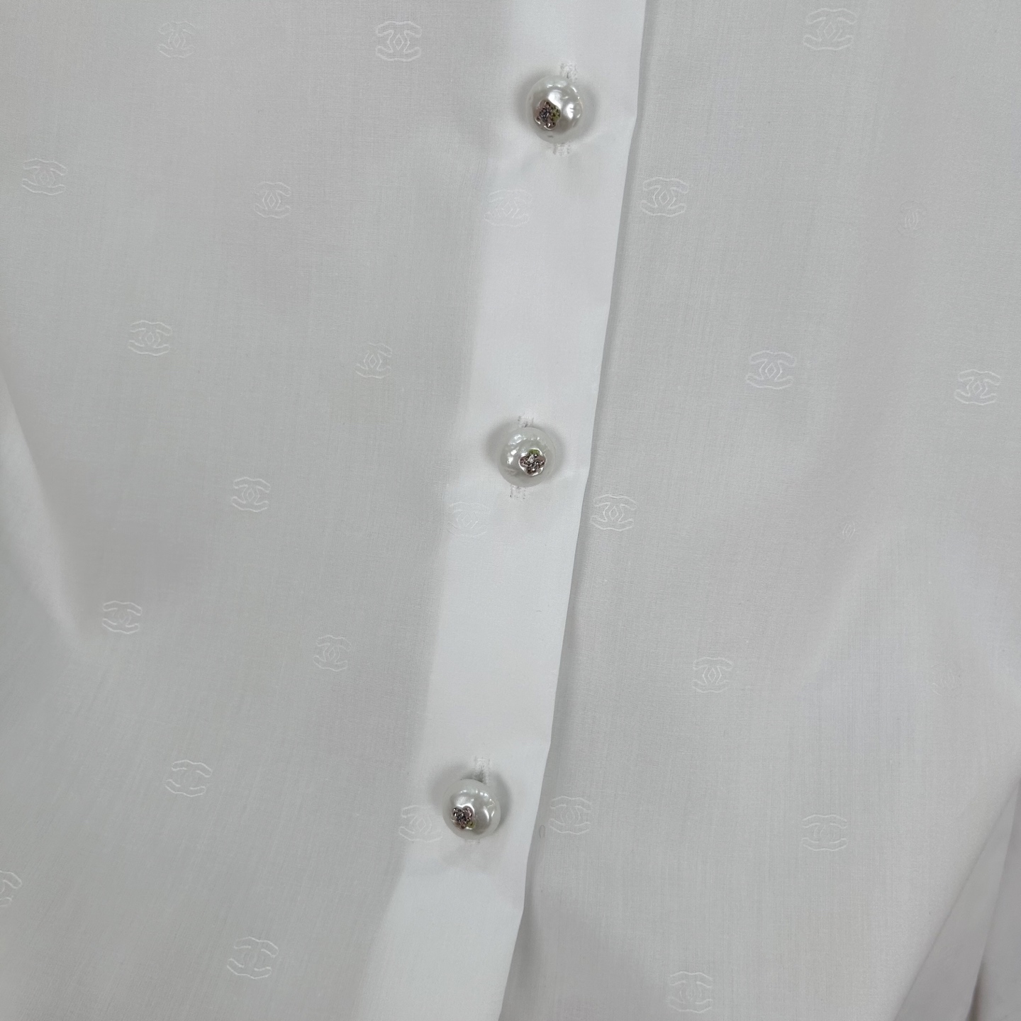 Coco-Inspired Pearl Button Blouse: French Court Style, Jacquard Cotton Shirt 5 i1743840826425 385 0 3