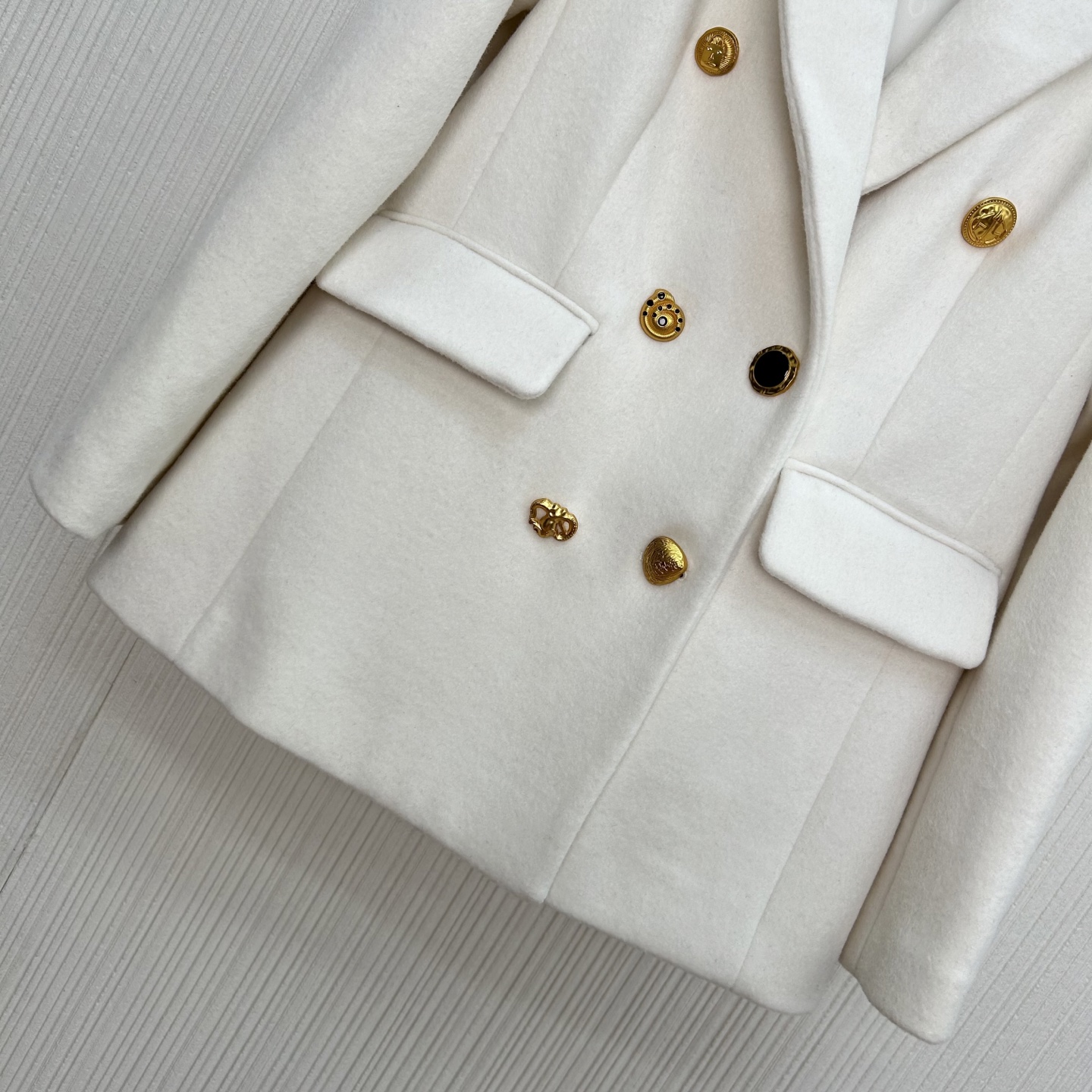 Schiaparelli Inspired Wool Blazer - Sophisticated & Chic Outerwear 4 i1758082853509 1919 0 2