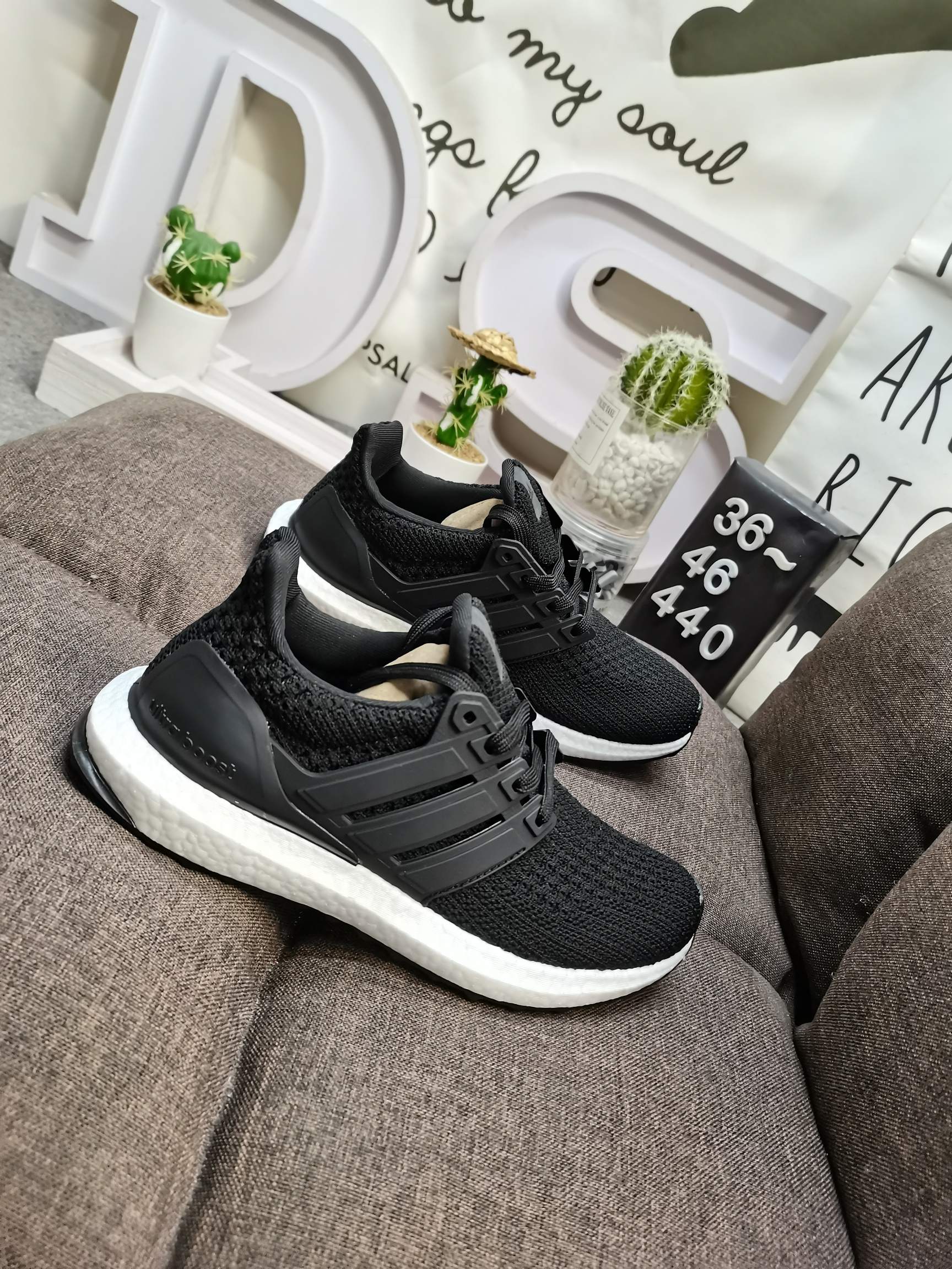 真爆男女鞋36-46码AdidasUltraBoostTripleBlackUB4.0原装真标真爆虎扑正