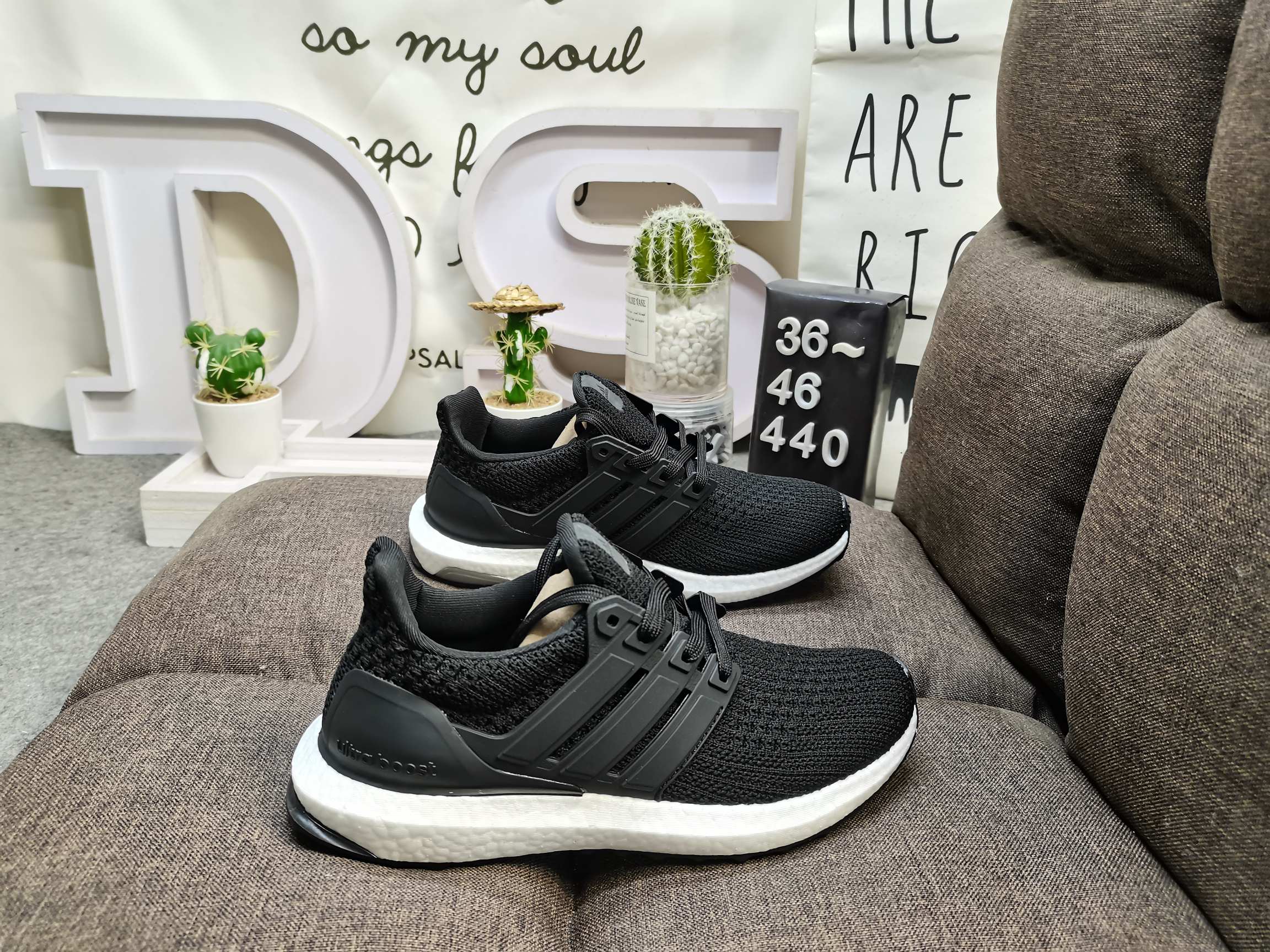 真爆男女鞋36-46码AdidasUltraBoostTripleBlackUB4.0原装真标真爆虎扑正