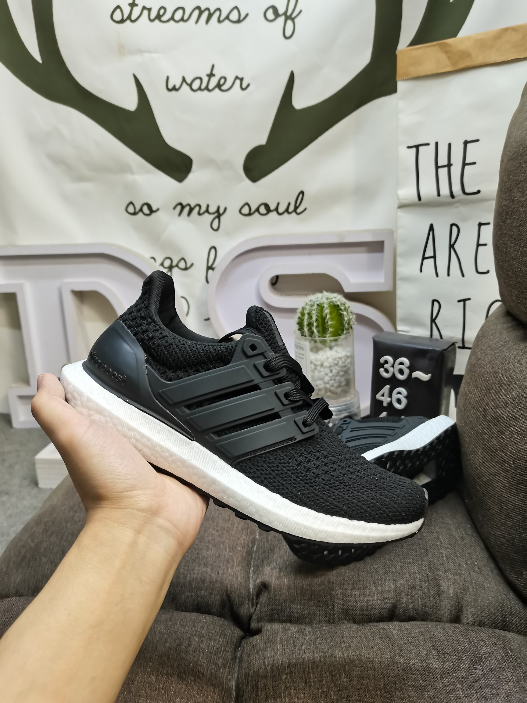 真爆男女鞋36-46码AdidasUltraBoostTripleBlackUB4.0原装真标真爆虎扑正