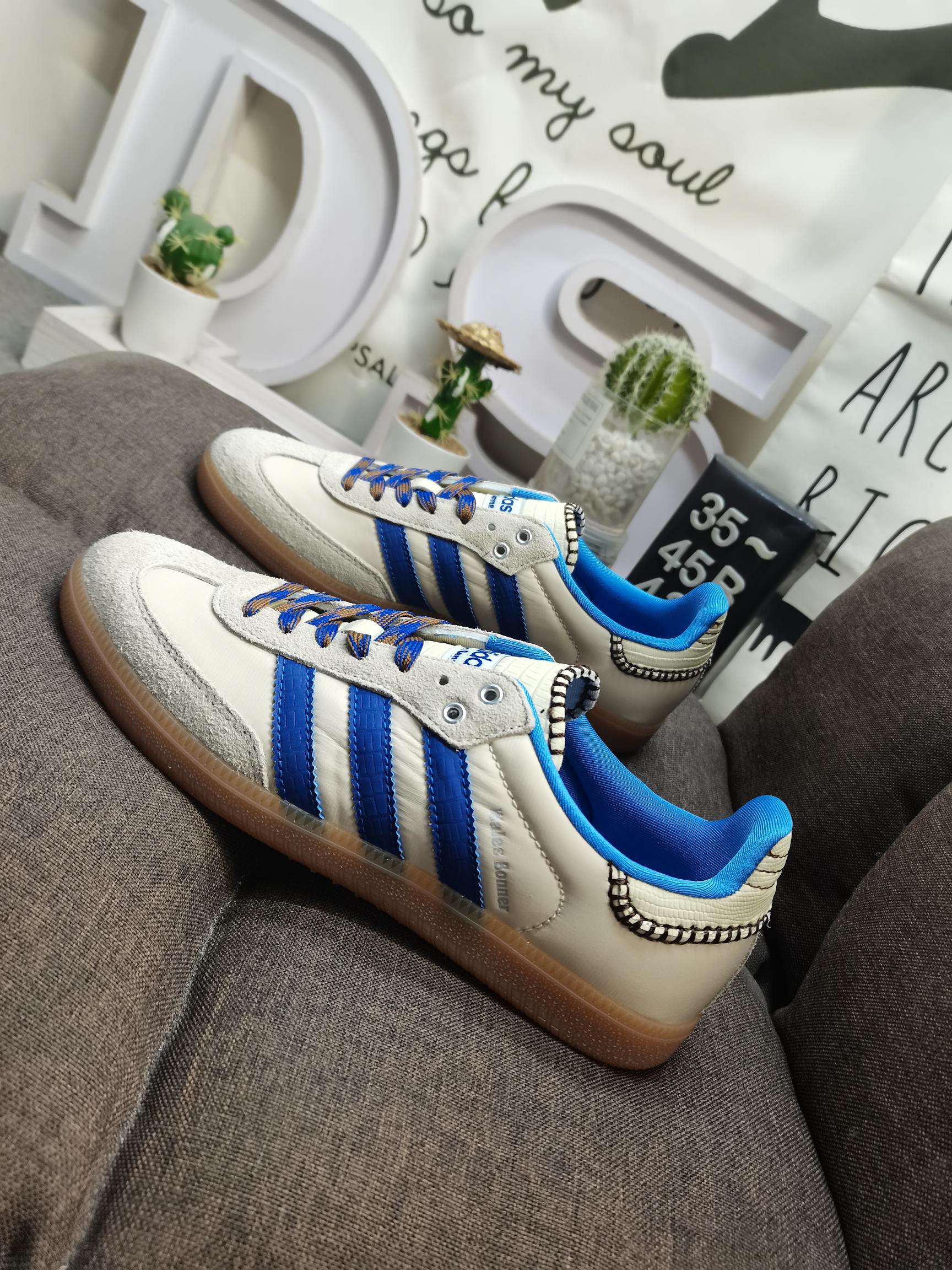 男女鞋35-45码带半码货号IH7756AdidasoriginalsBusenitzVulcadida