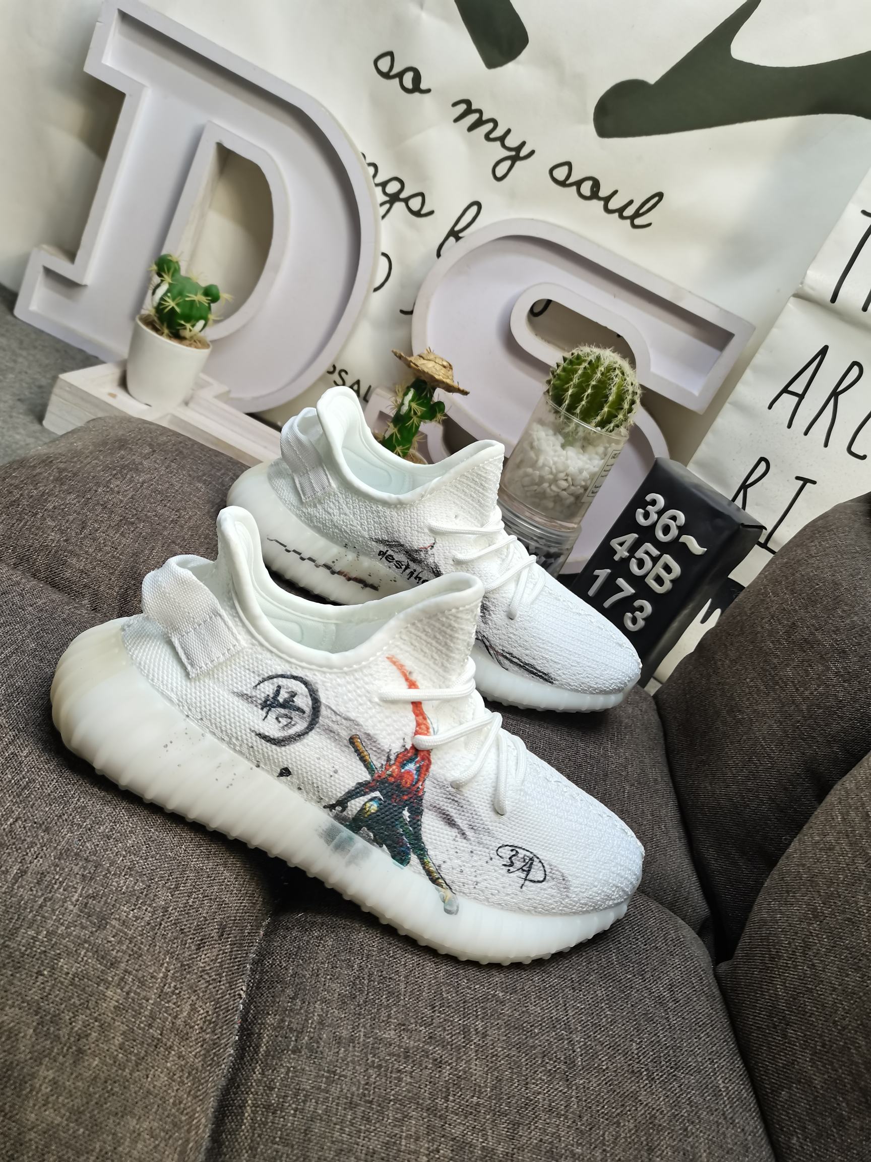 真爆男女鞋36-45码公司级真爆系列AdidasYeezy350BoostV2首发曝光外贸客户指定订单原