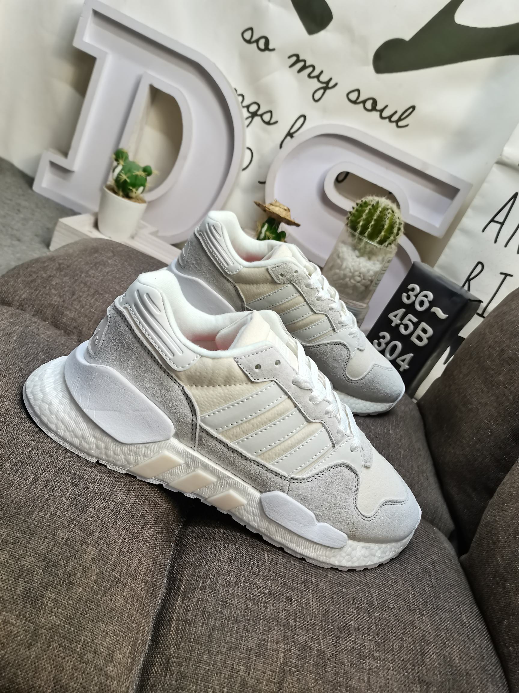 真爆男女鞋36-45码带半码全猪八革公司货！阿迪达斯AdidasZX930xEQT来自自街头研究所研究释