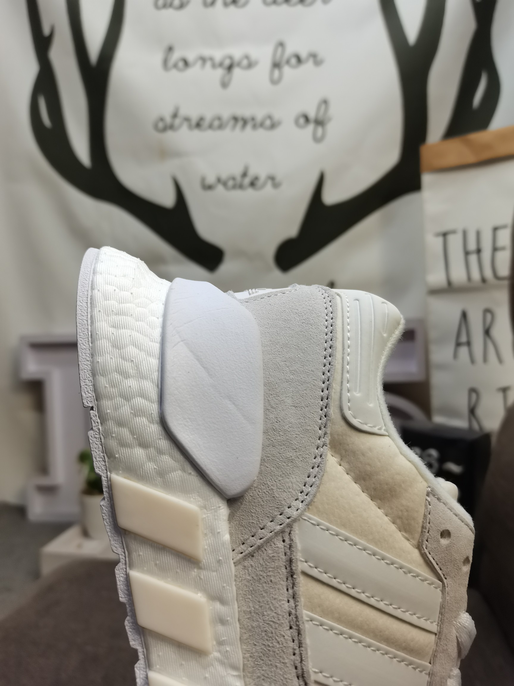 真爆男女鞋36-45码带半码全猪八革公司货！阿迪达斯AdidasZX930xEQT来自自街头研究所研究释