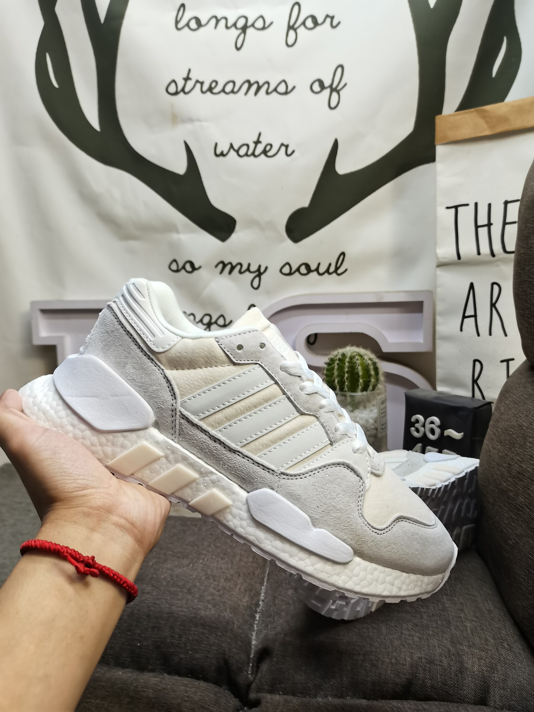 真爆男女鞋36-45码带半码全猪八革公司货！阿迪达斯AdidasZX930xEQT来自自街头研究所研究释