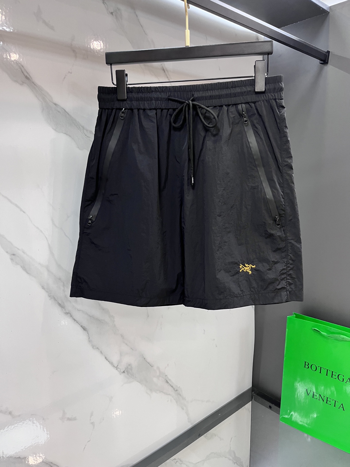 “Custom Logo Hardware Design for Outdoor Users: Perfect Protection and Experience” - 图片 5