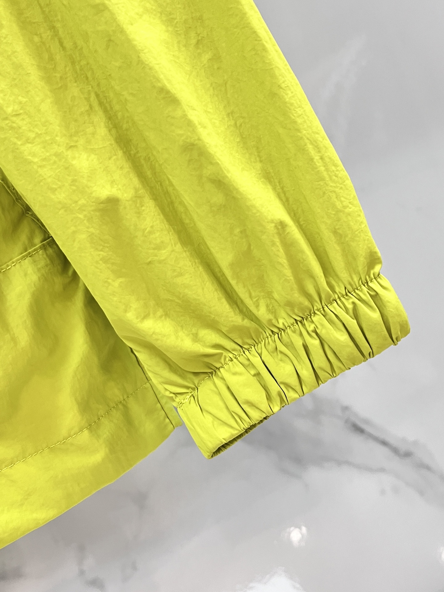 2025 Spring/Summer Classic Sunscreen Suit with UK-imported Fabrics, Fast-Dry, Custom Logo Hardware. - 图片 5