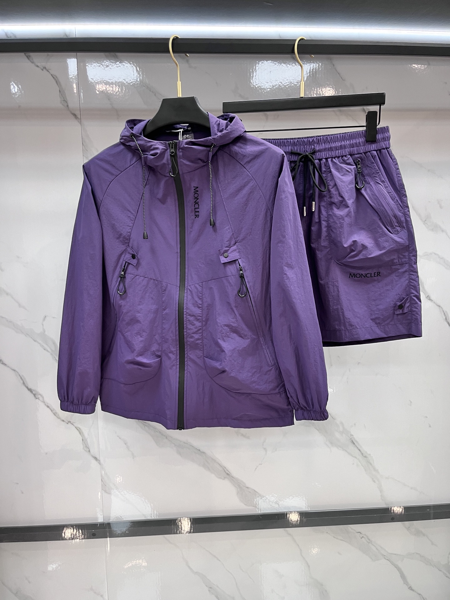 2025 Classic Sunscreen Suits: Super-Soft, Fast-Dry, High-Quality Fabric for Outdoor Protection - 图片 1