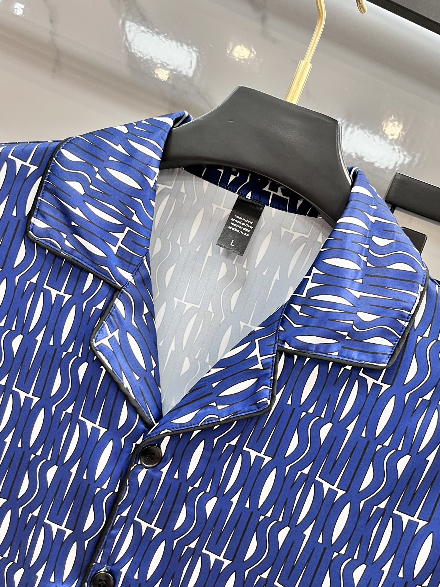 High-End Silk Pyjamas and Leisure Suits for Stylish Couples: P602 Dio Collection - 图片 3