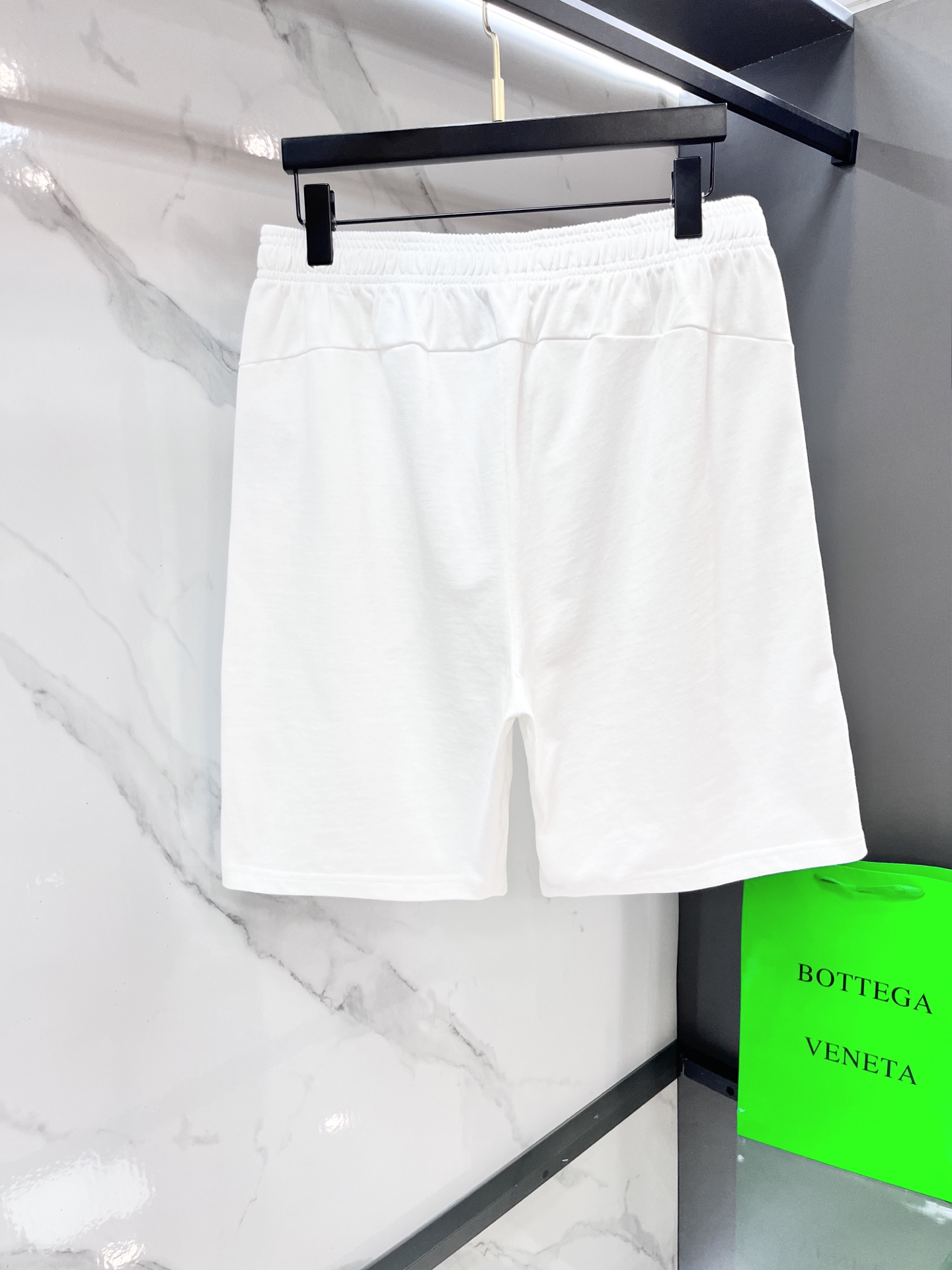 迪奥 2025最新品时尚休闲套装，顶级原版面料打造，穿着舒适，吸湿性透气性都非常良好，色牢度超高！无论内