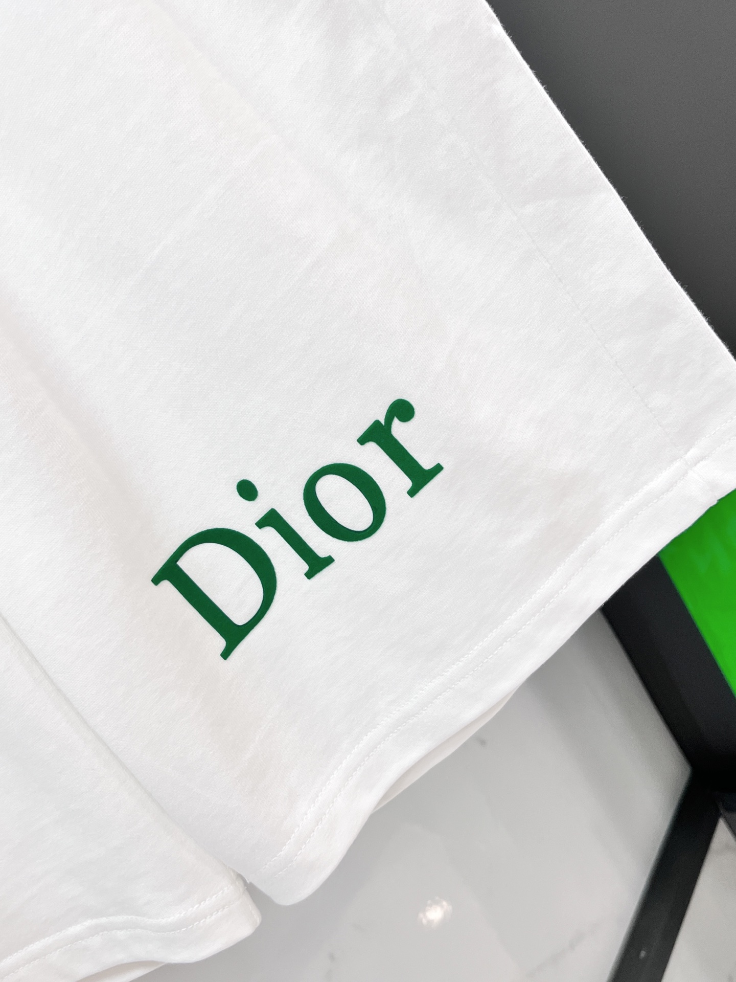 迪奥 2025最新品时尚休闲套装，顶级原版面料打造，穿着舒适，吸湿性透气性都非常良好，色牢度超高！无论内