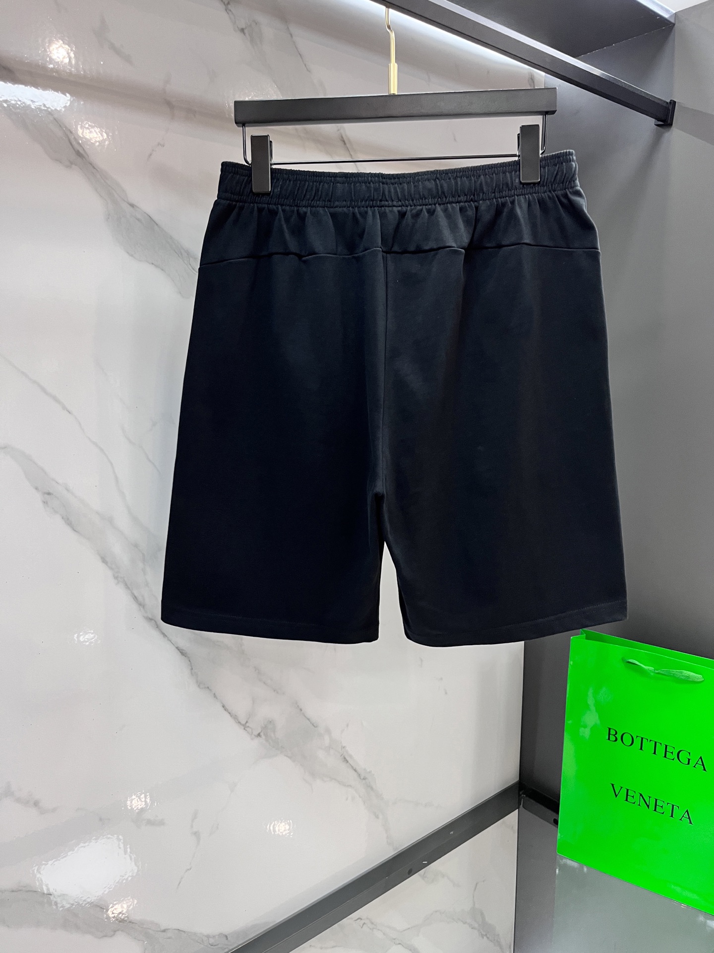 迪奥 2025最新品时尚休闲套装，顶级原版面料打造，穿着舒适，吸湿性透气性都非常良好，色牢度超高！无论内