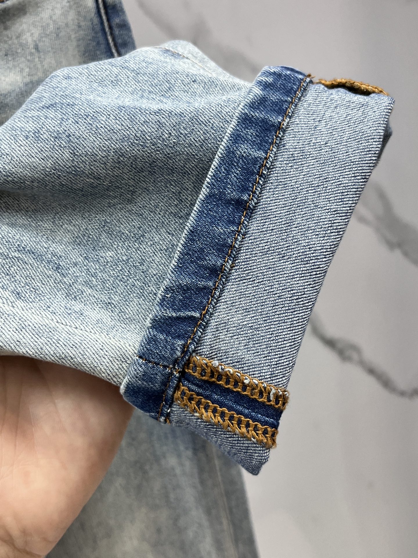 High-quality Imported Jeans with Heavy-Spring Fruit Wash and Hardware Decorations - 图片 9