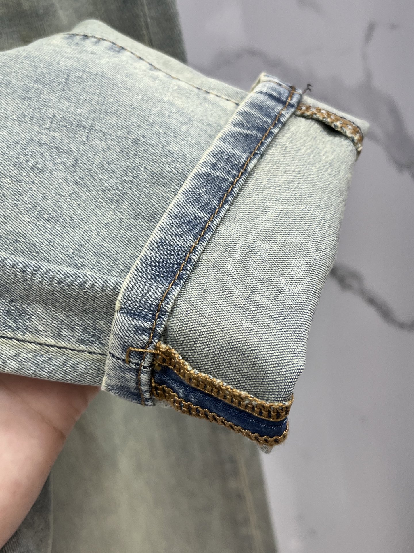 High-Quality Water-Washing Jeans: Genia 2025SS with Fresh Fruit Pattern, Comfortable and Stylish. - 图片 9
