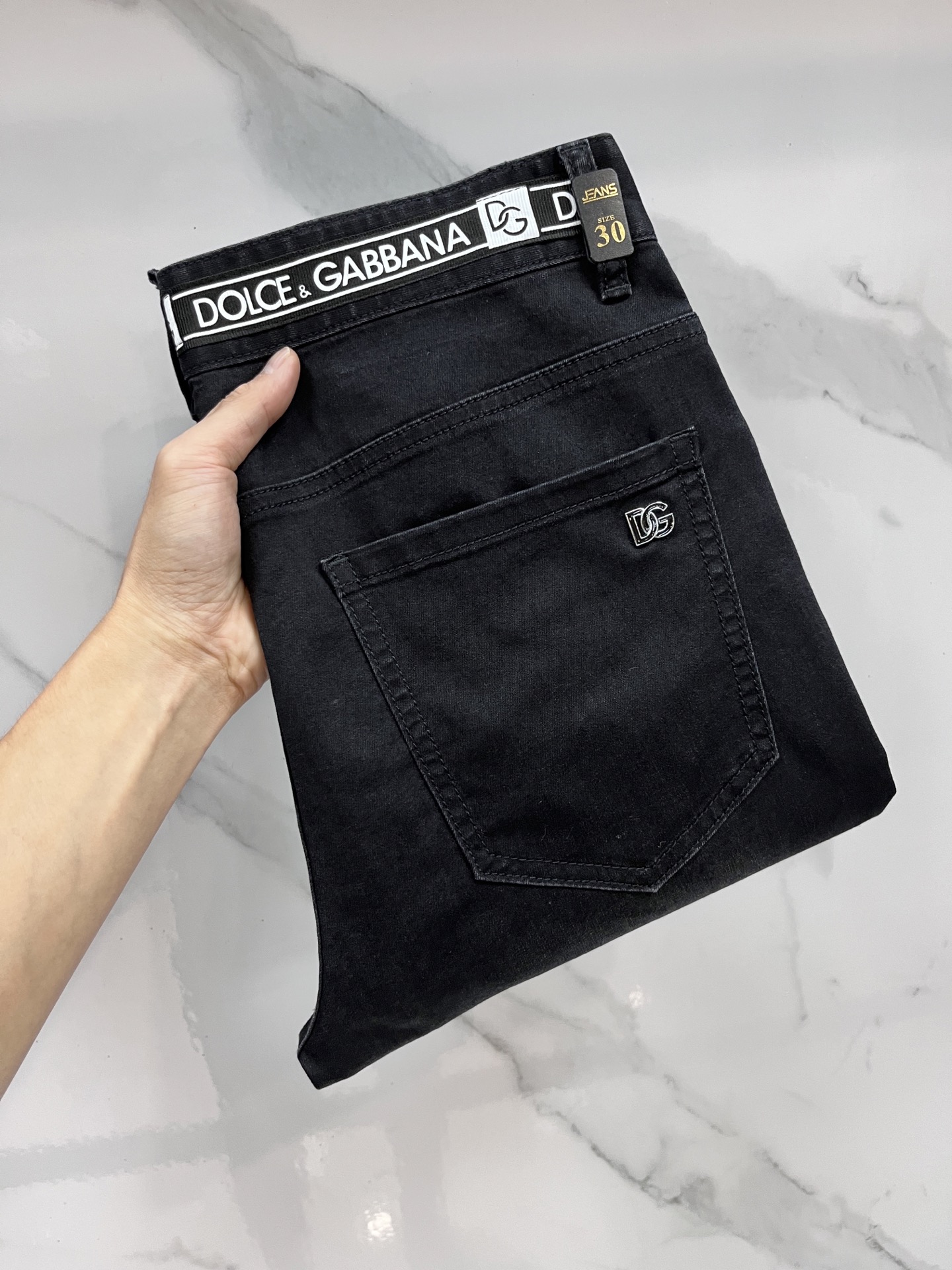 NO:518996,DG 2025SS early spring new thin heavy industry casual jeans, imported high-quality washing elastic fabric, comfortable, breathable and elastic upper body, customer-supplied hardware and auxiliary materials decoration, super positive style, full-quality order model, full-body handsome upper body …………………………………………………………………………………………………………………………………………………………………………………………………………………………………………………………………………………………………………………………………………………………………………………………………………………………………………………………………………………………………………………………………………………………………………………………………………………………………………………………………………………………………………………………………………………………………………………………………………………………………………………………………………………………………………………………………………………………………………………………………………………………………………………………………………………………………………………………………………………………………………………………………………………………………19860909DG 2025SS早春新品薄款重工休闲牛仔裤,进口优质水洗弹力面料,上身舒适透气有弹力,客供五金辅料装饰,版型超正,全品相订单款,上身帅气十足 …………………………………………………… Size29-38,,jeans,alexander wang,Men's clothing