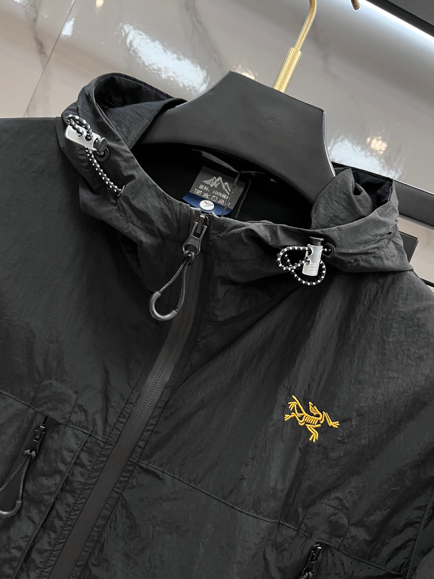 始祖鸟 2025春夏经典防晒套装，面料超软面料帅酷爆款薄套装，时尚都市百搭款款，夏季必备神器，速干衣，水