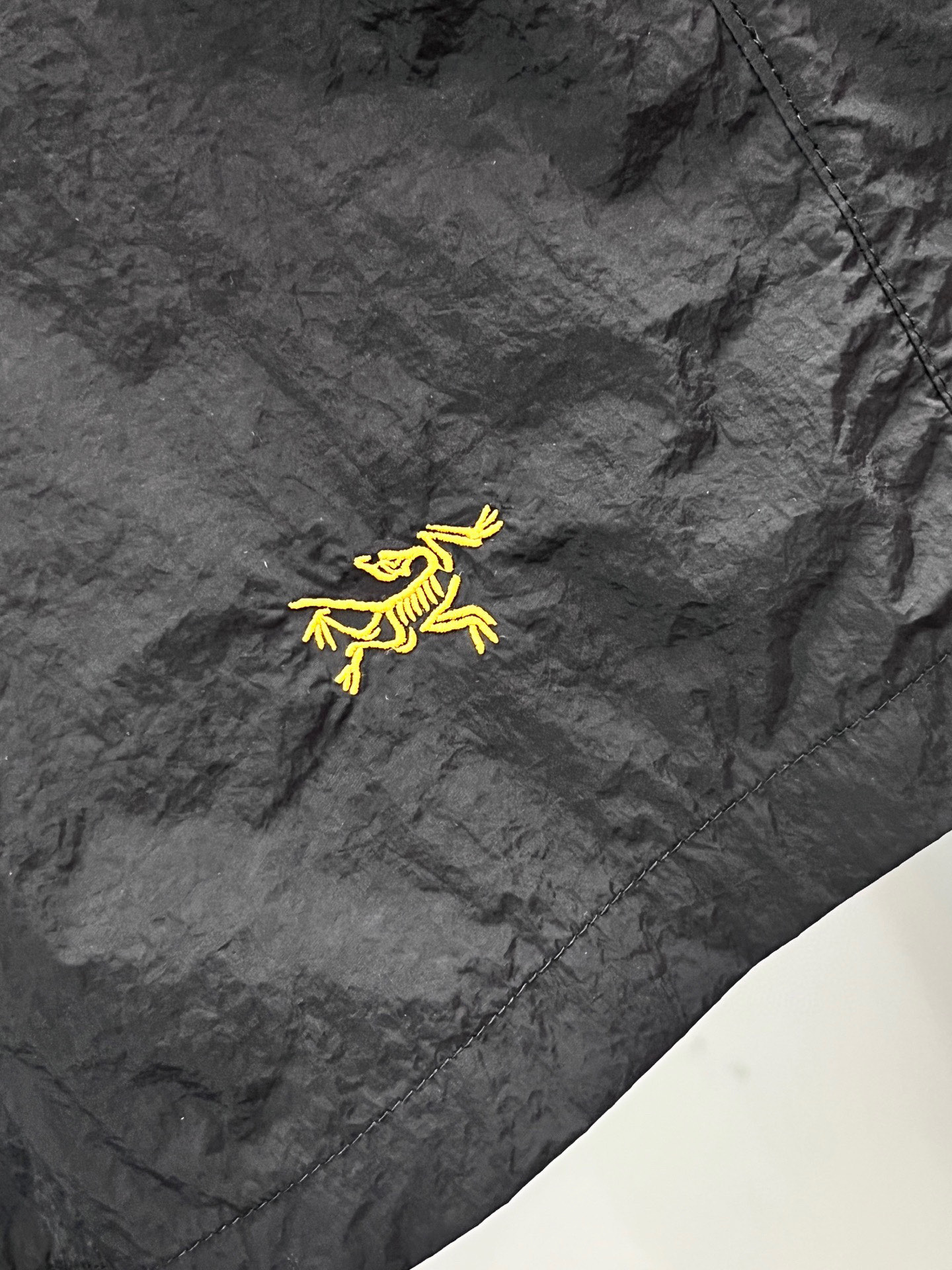 始祖鸟 2025春夏经典防晒套装，面料超软面料帅酷爆款薄套装，时尚都市百搭款款，夏季必备神器，速干衣，水