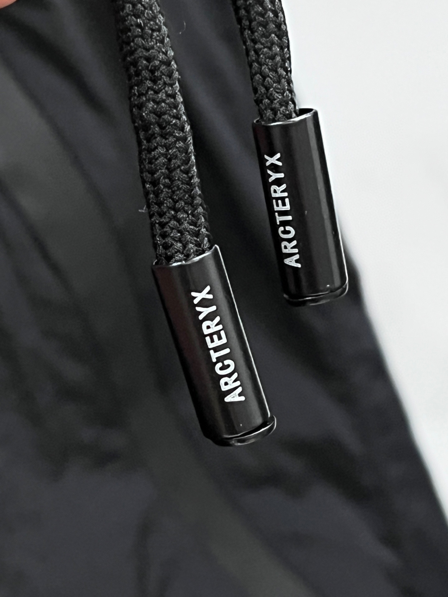 始祖鸟 2025春夏经典防晒套装，面料超软面料帅酷爆款薄套装，时尚都市百搭款款，夏季必备神器，速干衣，水