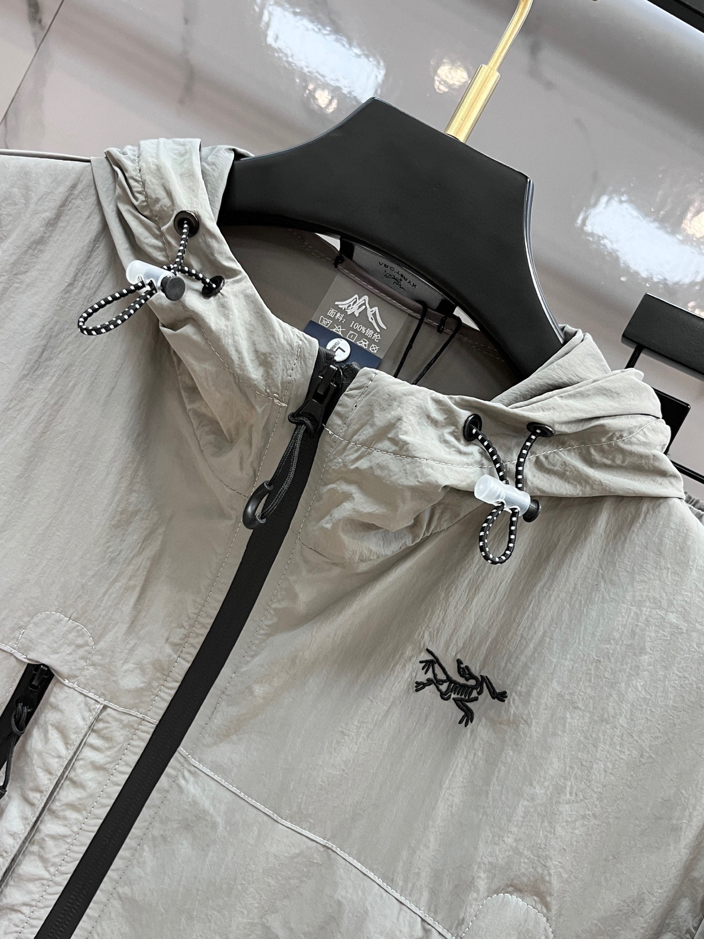 始祖鸟 2025春夏经典防晒套装，面料超软面料帅酷爆款薄套装，时尚都市百搭款款，夏季必备神器，速干衣，水