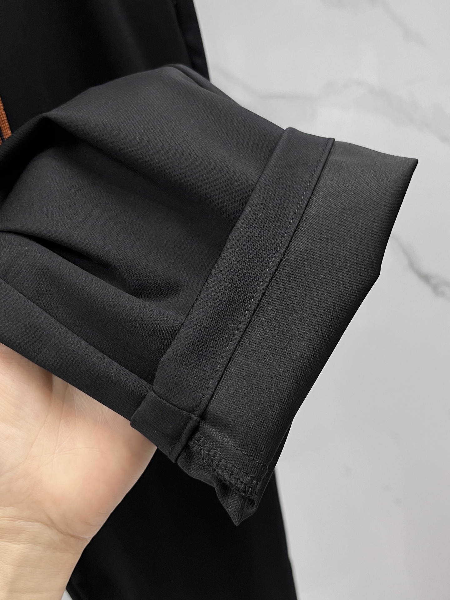 DG 专柜热销新款休闲西裤，顶级高端出货，真正顶级代加工厂严格工序，适合出示各种聚会高级场所，亦可休闲外