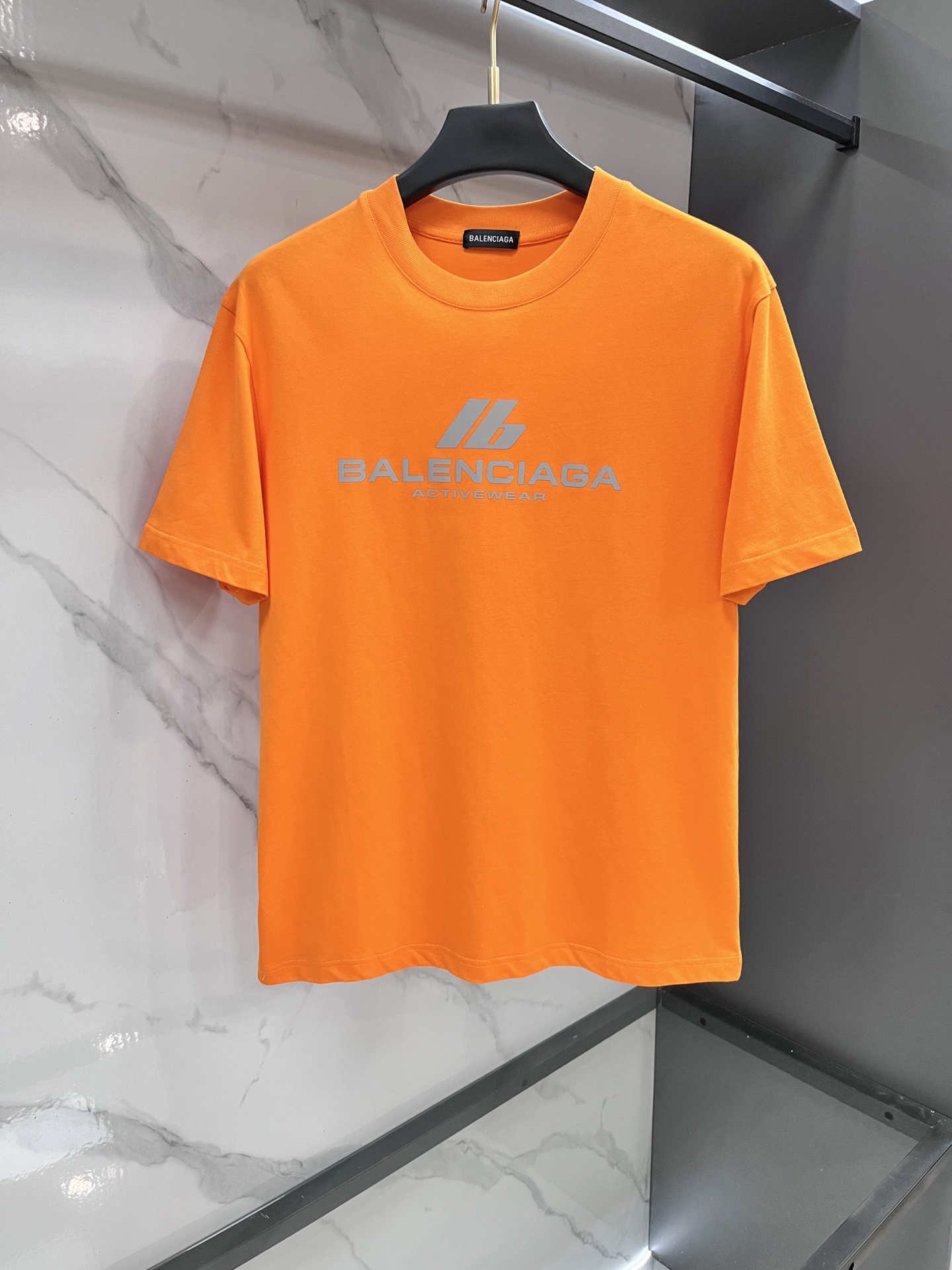 巴黎世家 2025春夏🆕Activewear镭射标识印花短袖T恤，新潮帅气的限量美款中裁短T,细节品质一