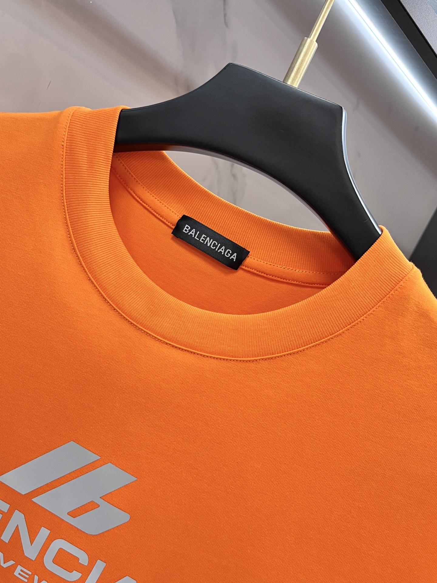 巴黎世家 2025春夏🆕Activewear镭射标识印花短袖T恤，新潮帅气的限量美款中裁短T,细节品质一