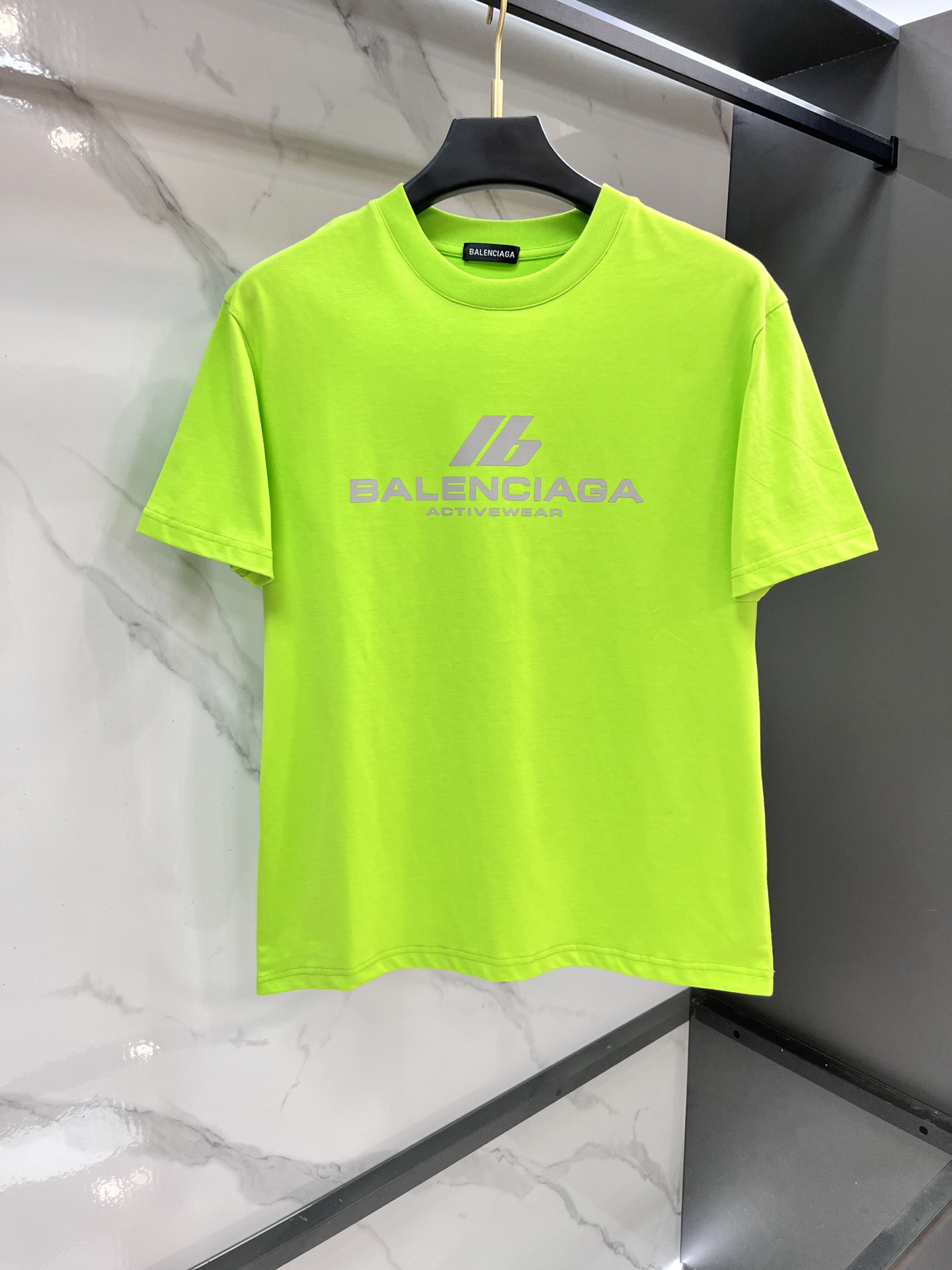 巴黎世家 2026春夏🆕Activewear镭射标识印花短袖T恤，新潮帅气的限量美款中裁短T,细节品质一