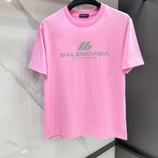 巴黎世家 2025春夏🆕Activewear镭射标识印花短袖T恤,新潮帅气的限量美款中裁短T,细节品质一 巴黎世家 2025春夏🆕Activewear镭射标识印花短袖T恤,新潮帅气的限量美款中裁短T,细节品质一