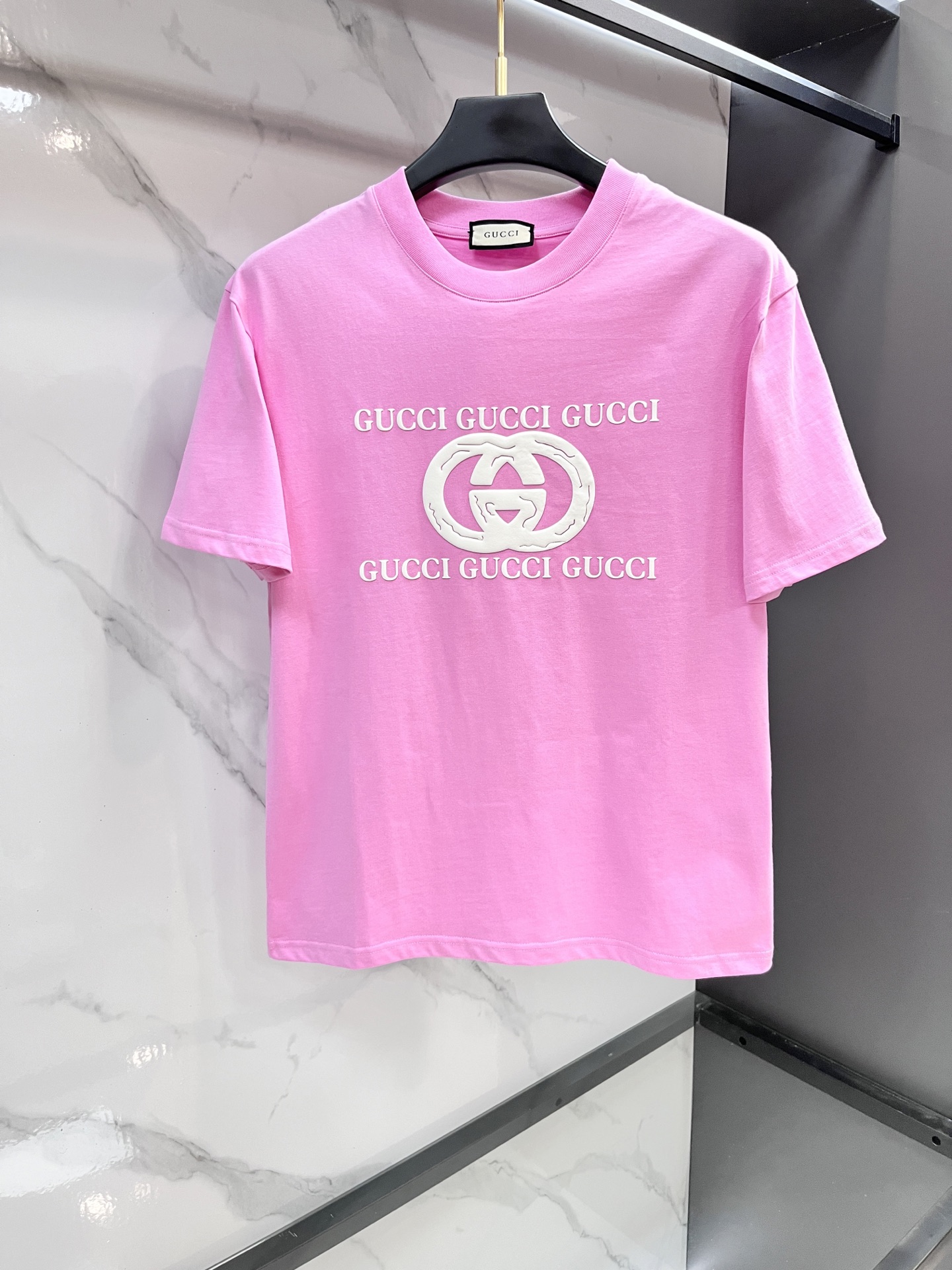 Gucci 2025春夏新款首发最新款短袖圆领T恤 高端订制 设计前卫时尚！品牌logo重工艺印花设计 