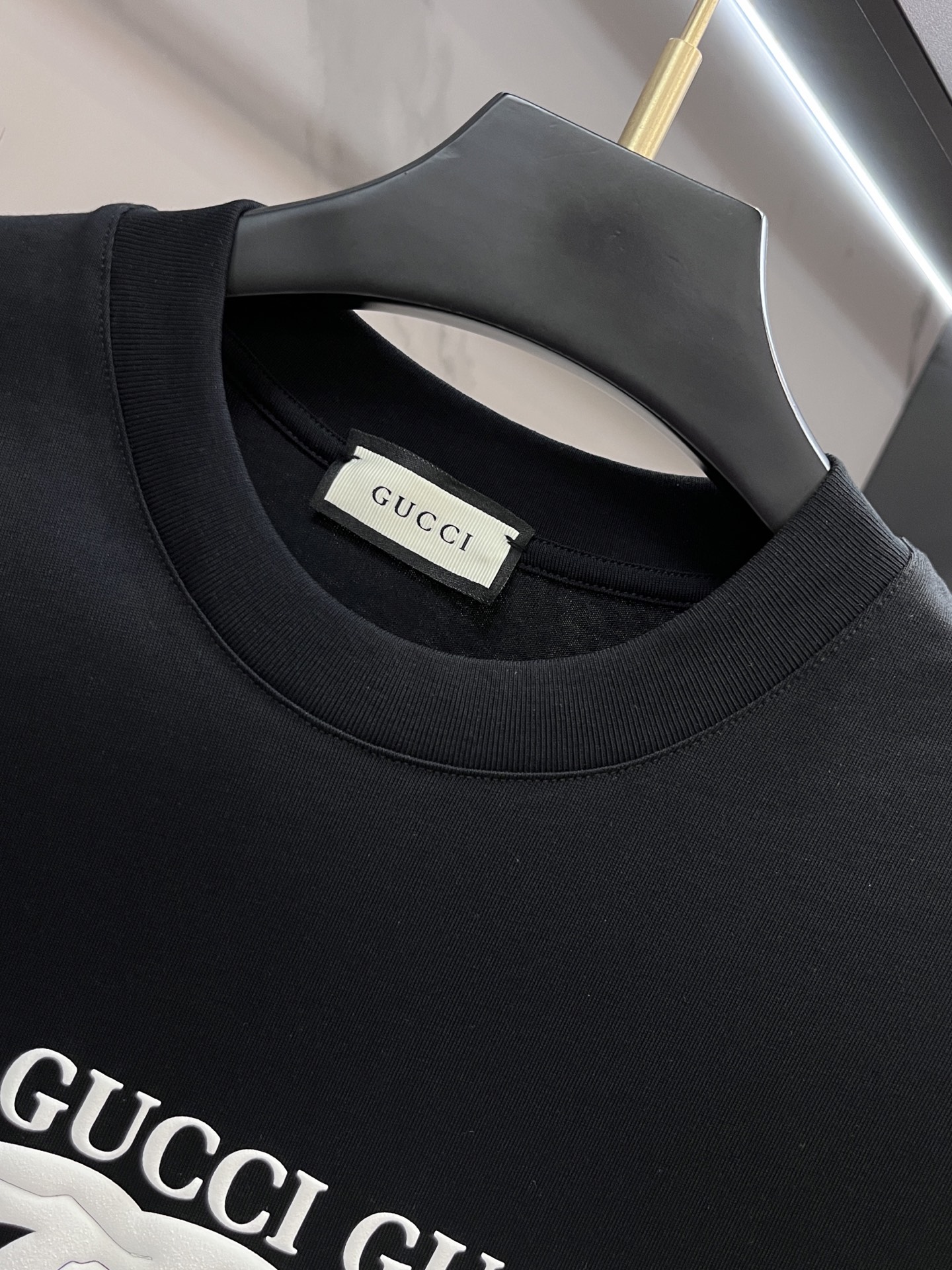 Gucci 2025春夏新款首发最新款短袖圆领T恤 高端订制 设计前卫时尚！品牌logo重工艺印花设计 