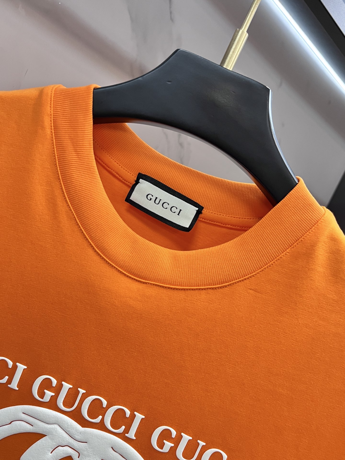 Gucci 2025春夏新款首发最新款短袖圆领T恤 高端订制 设计前卫时尚！品牌logo重工艺印花设计 