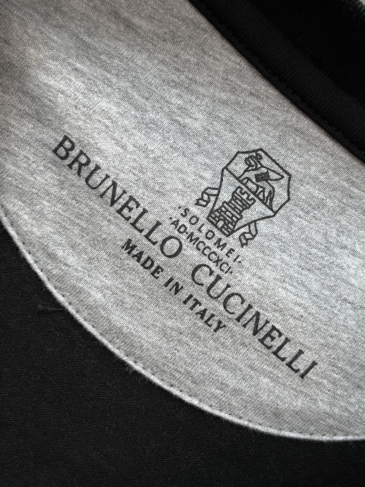 BC 贸易公司订单，高弹丝光双面长袖打底长袖，老钱新贵们推荐 作为新贵的首选 BC家材质讲究的同时 整体