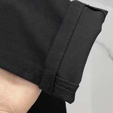 蒙口 2025SS早春新品薄款重工休闲牛仔裤👖,进口优质水洗弹力面料,上身舒适透气有弹力,客供五金辅料装 蒙口 2025SS早春新品薄款重工休闲牛仔裤👖,进口优质水洗弹力面料,上身舒适透气有弹力,客供五金辅料装