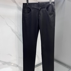 蒙口 2025SS早春新品薄款重工休闲牛仔裤👖,进口优质水洗弹力面料,上身舒适透气有弹力,客供五金辅料装 蒙口 2025SS早春新品薄款重工休闲牛仔裤👖,进口优质水洗弹力面料,上身舒适透气有弹力,客供五金辅料装
