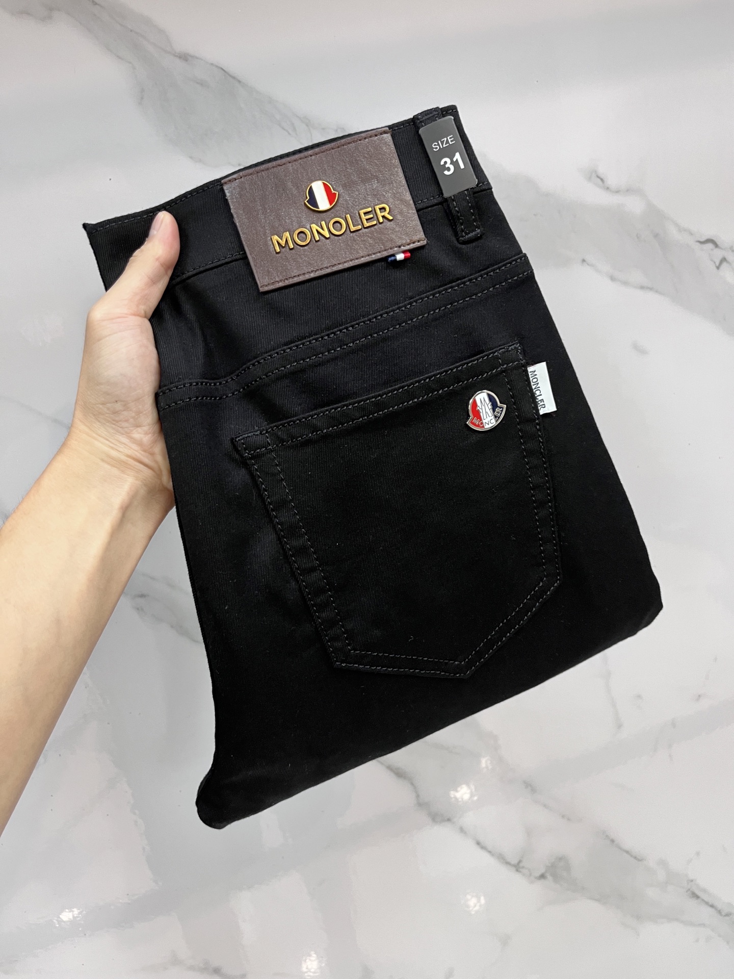 蒙口 2025SS早春新品薄款重工休闲牛仔裤👖，进口优质水洗弹力面料，上身舒适透气有弹力，客供五金辅料装