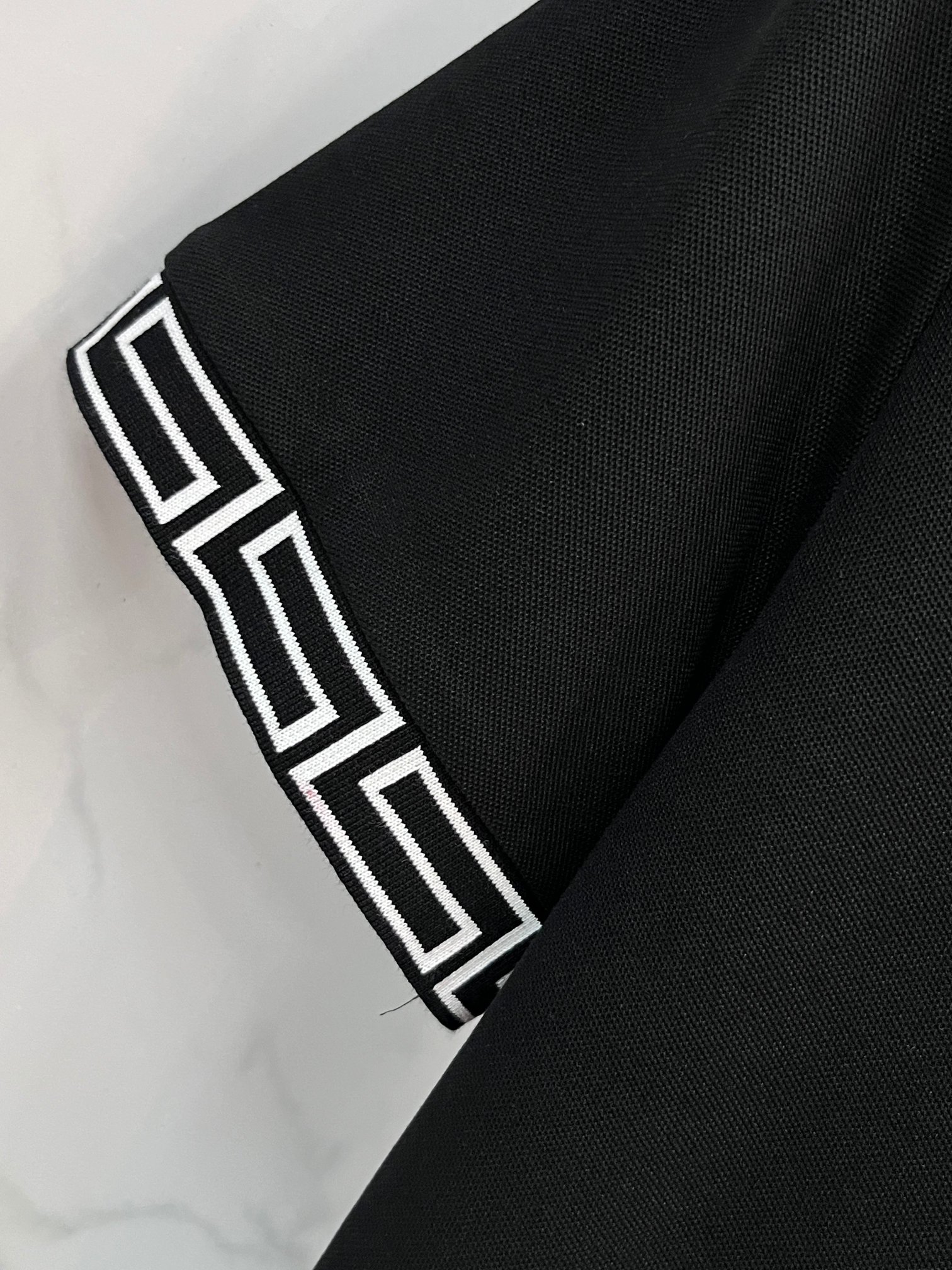 范思哲 2025新款高端商务Polo 白领 单位人士必入单品！ 休闲商务翻领短袖，科技面料，体感非常棒，