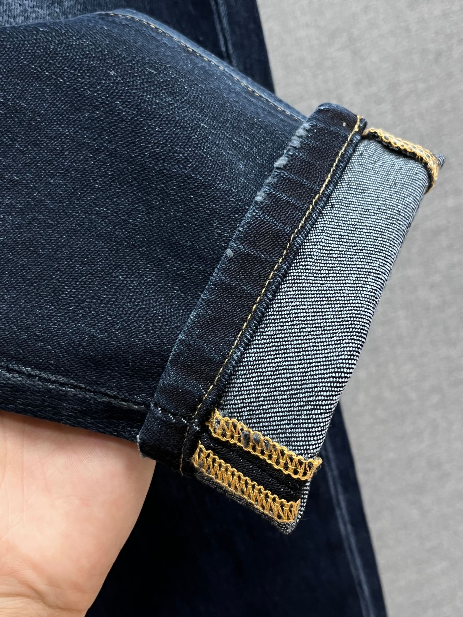 Lv🔥高端定制、2025早秋最新款牛仔裤 柜台同步发售 原版定制 客供五金辅料 原单品质 进口固色牛仔弹