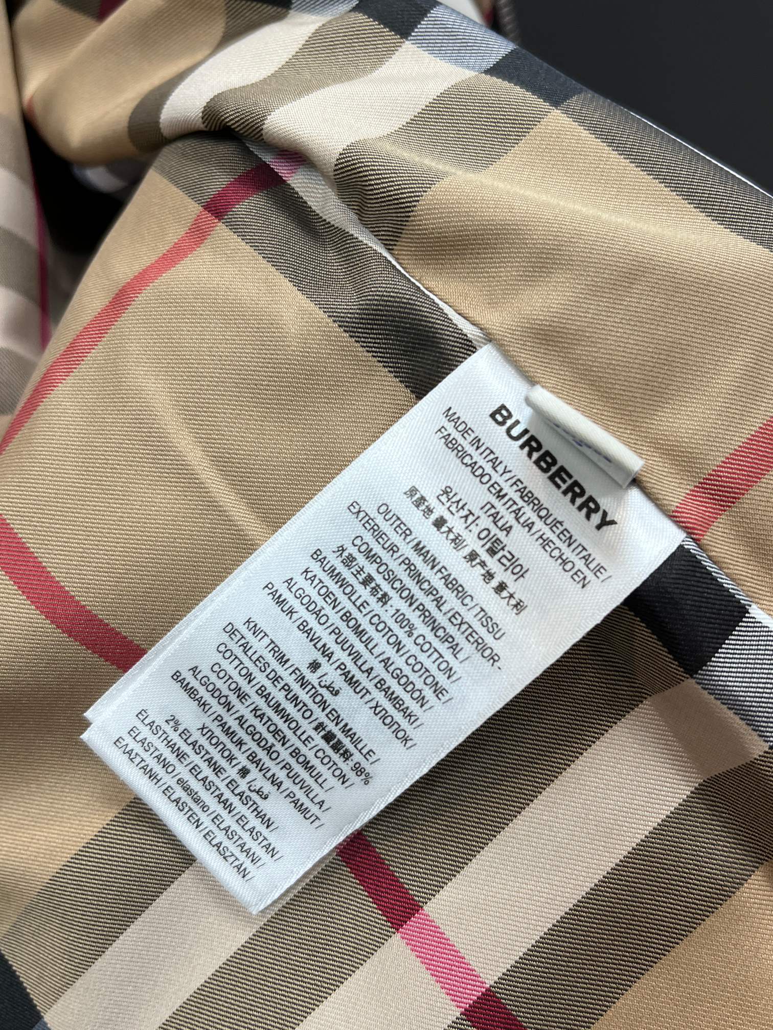 Burberry Early Autumn Jacket - Windproof Hooded Design & Original Polyester 10 a1758467970417 8846
