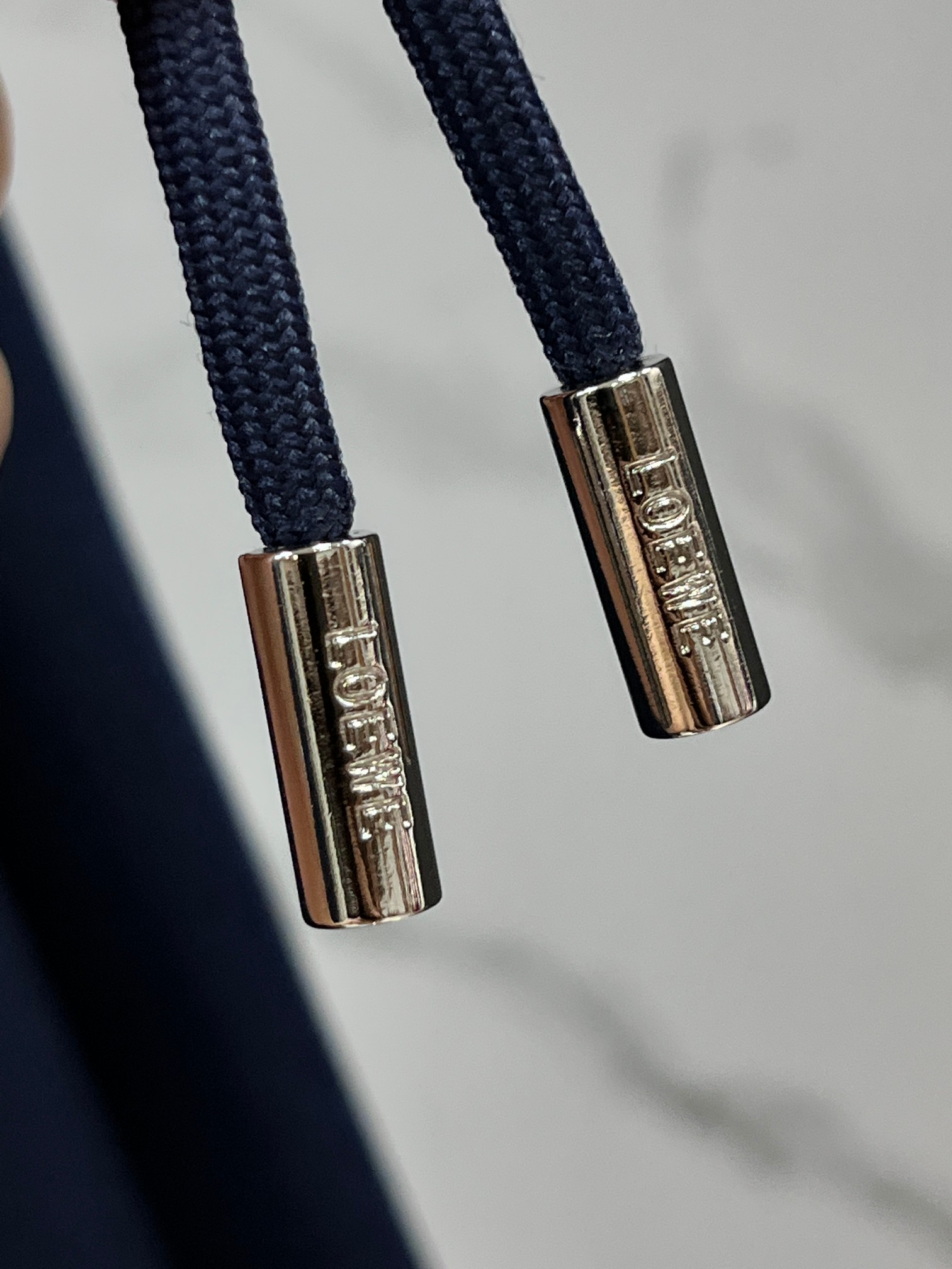 罗意威 秋冬最新品套装-同步有售，原单狠货休闲时尚套装，上身很有特点！吸睛而有亮点，进口高密度聚酯纤维面