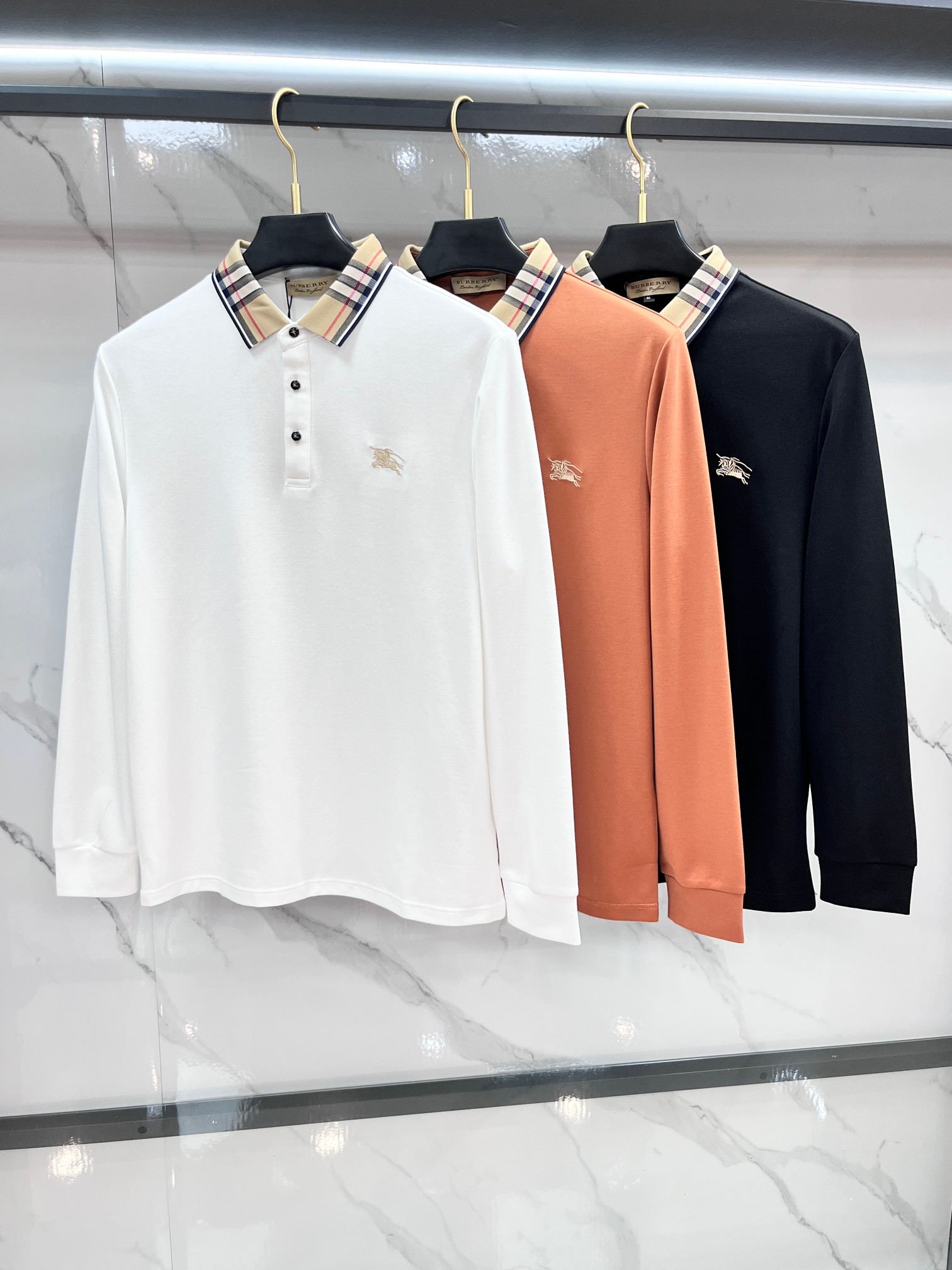 巴宝莉 专柜新品秋款长袖Polo，高端定制高版本时尚百搭爆款▲A原版进口珠地棉，胸前logo图案设计 手