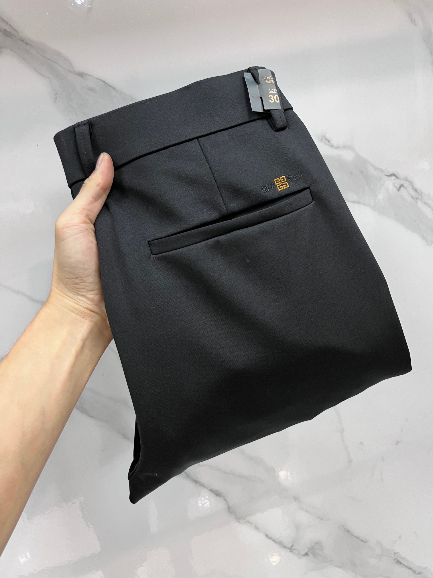 _dUE9svFMqvVRRUmjxfSwGsHKLTYsFlc5dNJZktQ