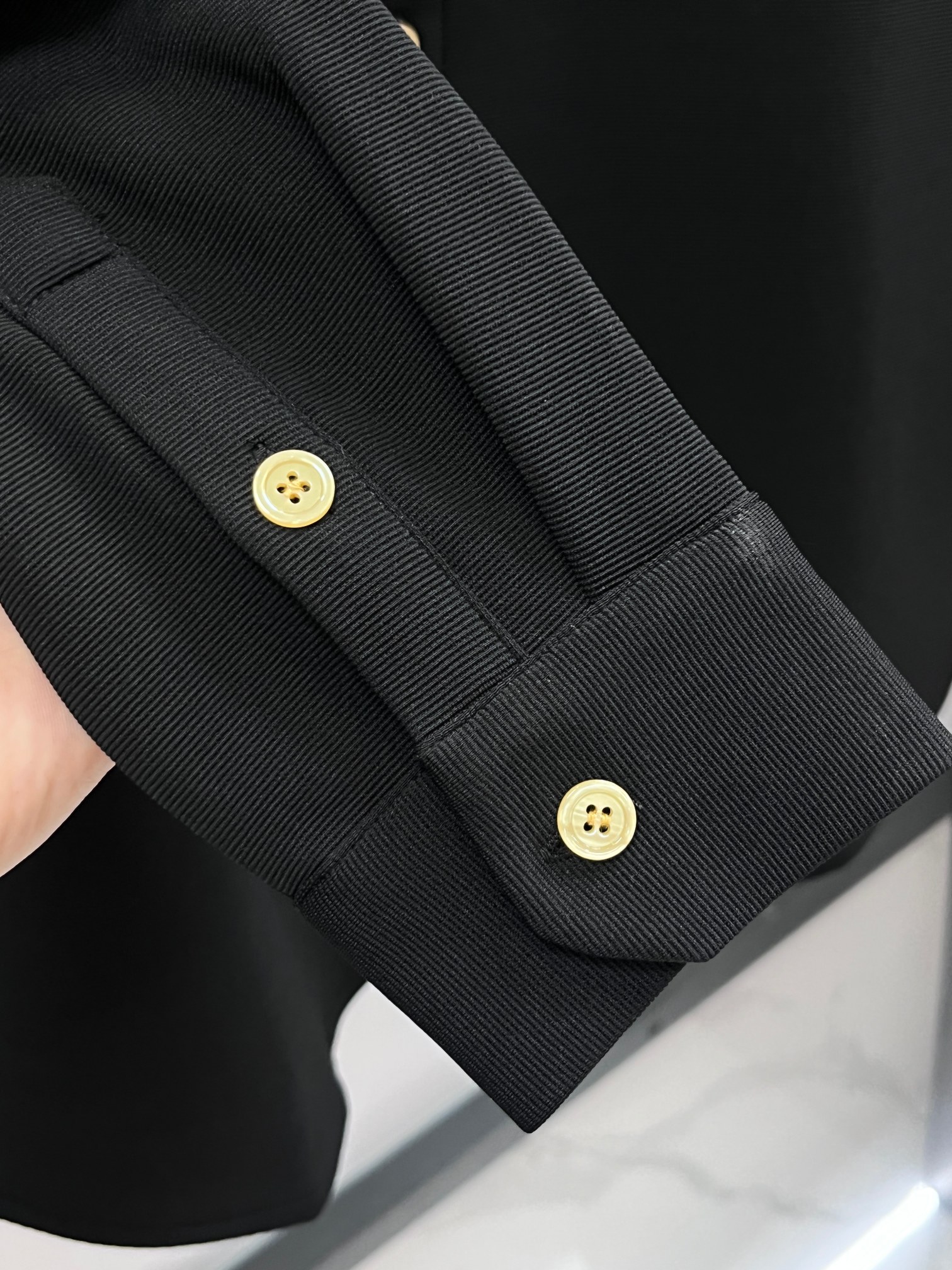 Gucci 超柔加绒衬衫！💥人气爆款！专柜新品彩条超柔羊毛蚕丝加绒衬衫！恒隆在售万元级，今年旗舰定制面料